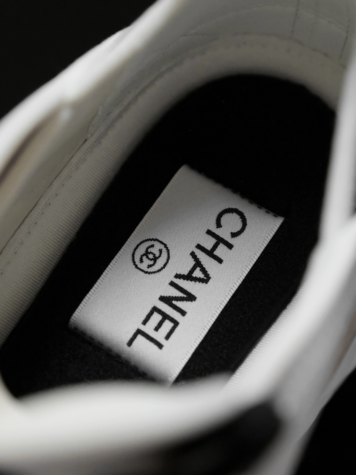 Chanel~~ the latest sports shoes; dad shoes