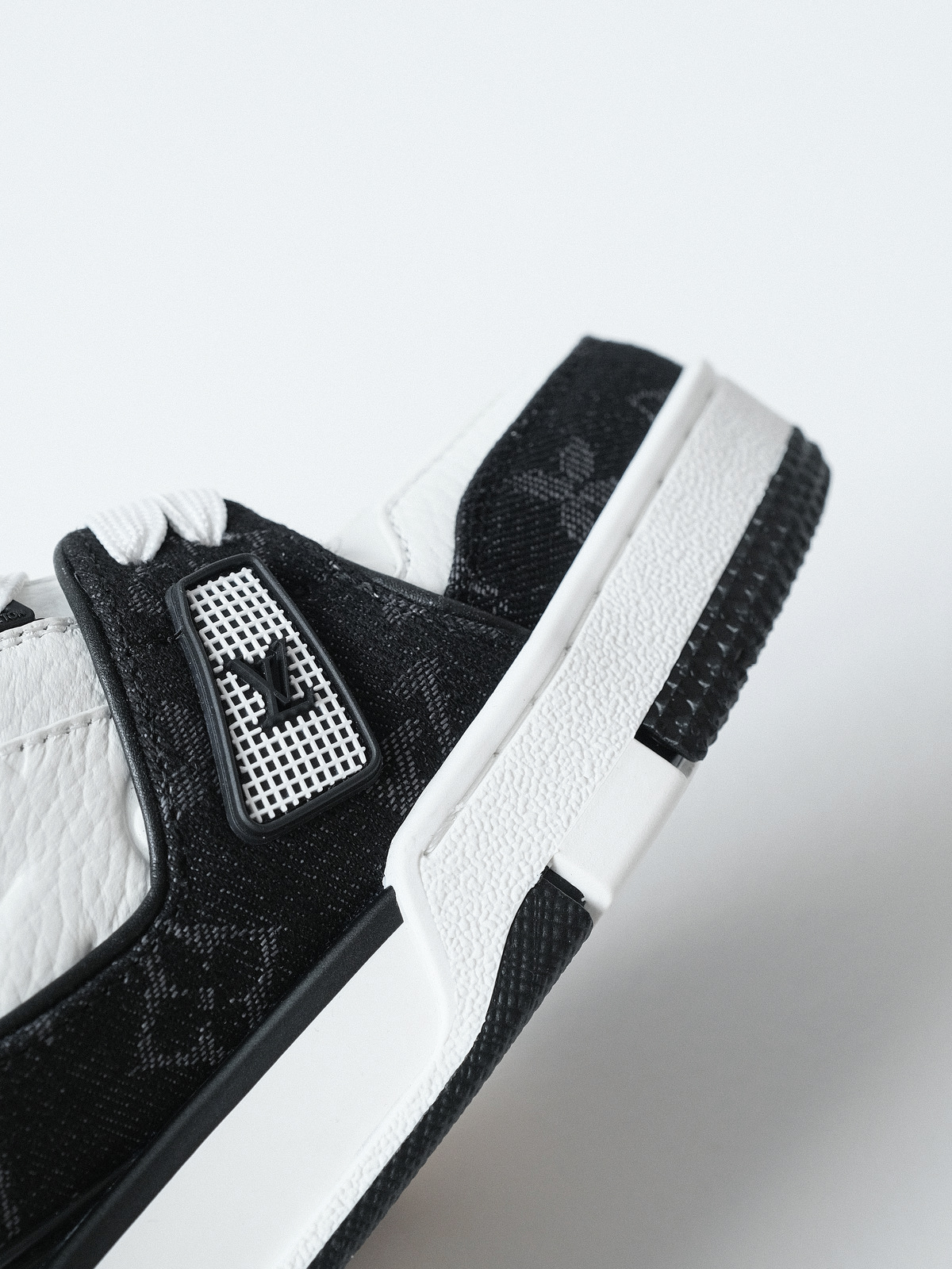 Louis Vuitton black shoes denim cloth shoes