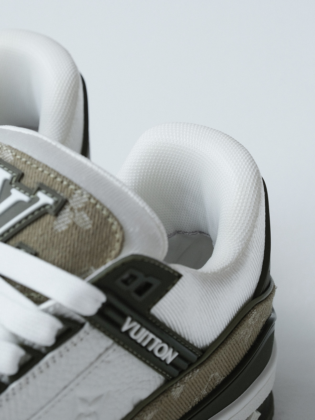 LOUIS VUITTON Trainer cow leather khaki green for men and women.