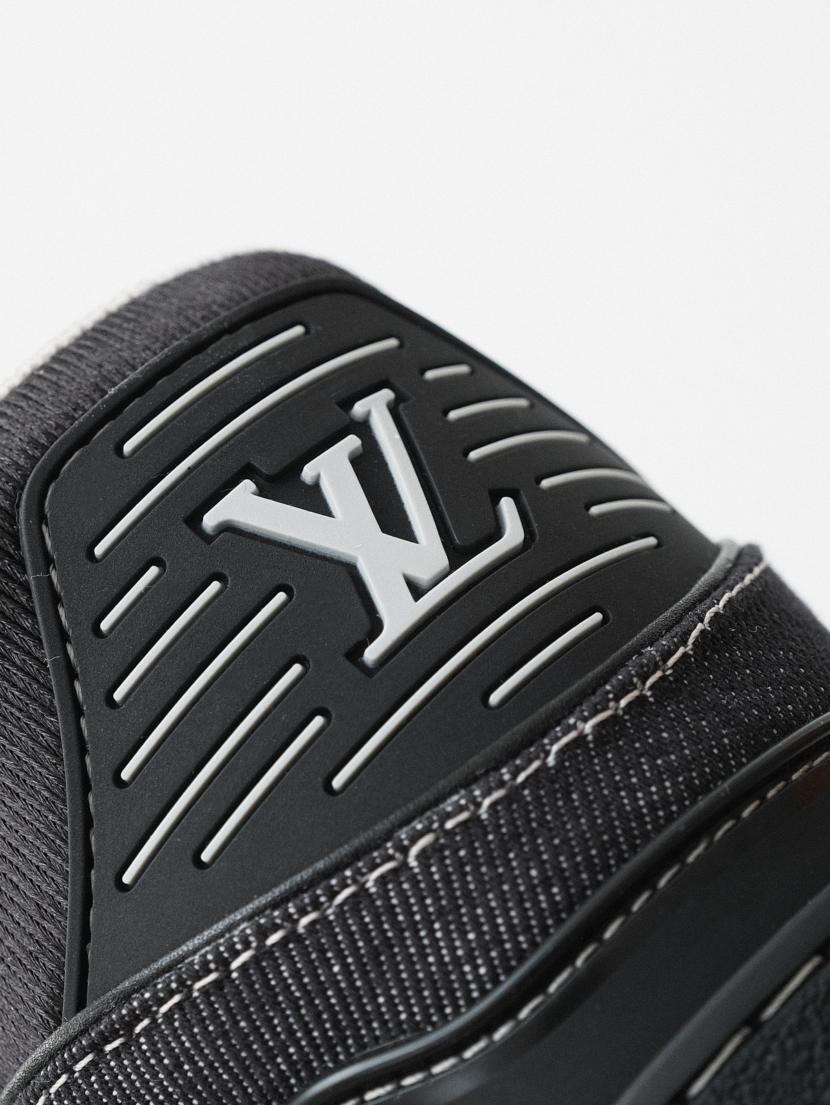 Louis Vuitton Louis Vuitton Trainer denim men's new