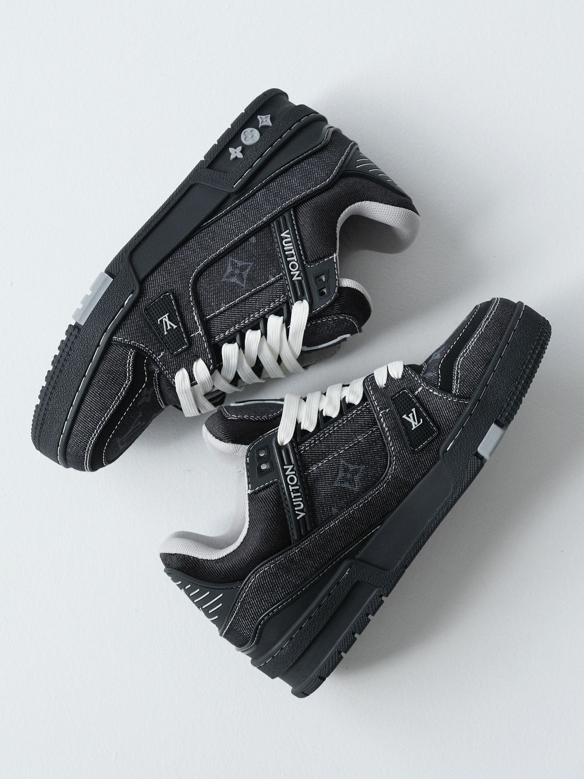 Louis Vuitton Louis Vuitton Trainer denim men's new