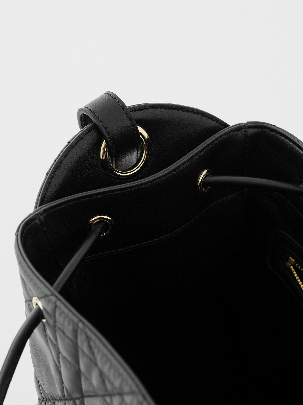 𝗗*𝗢𝗥 𝗗-𝗠𝗢𝗧𝗜𝗢𝗡  Black