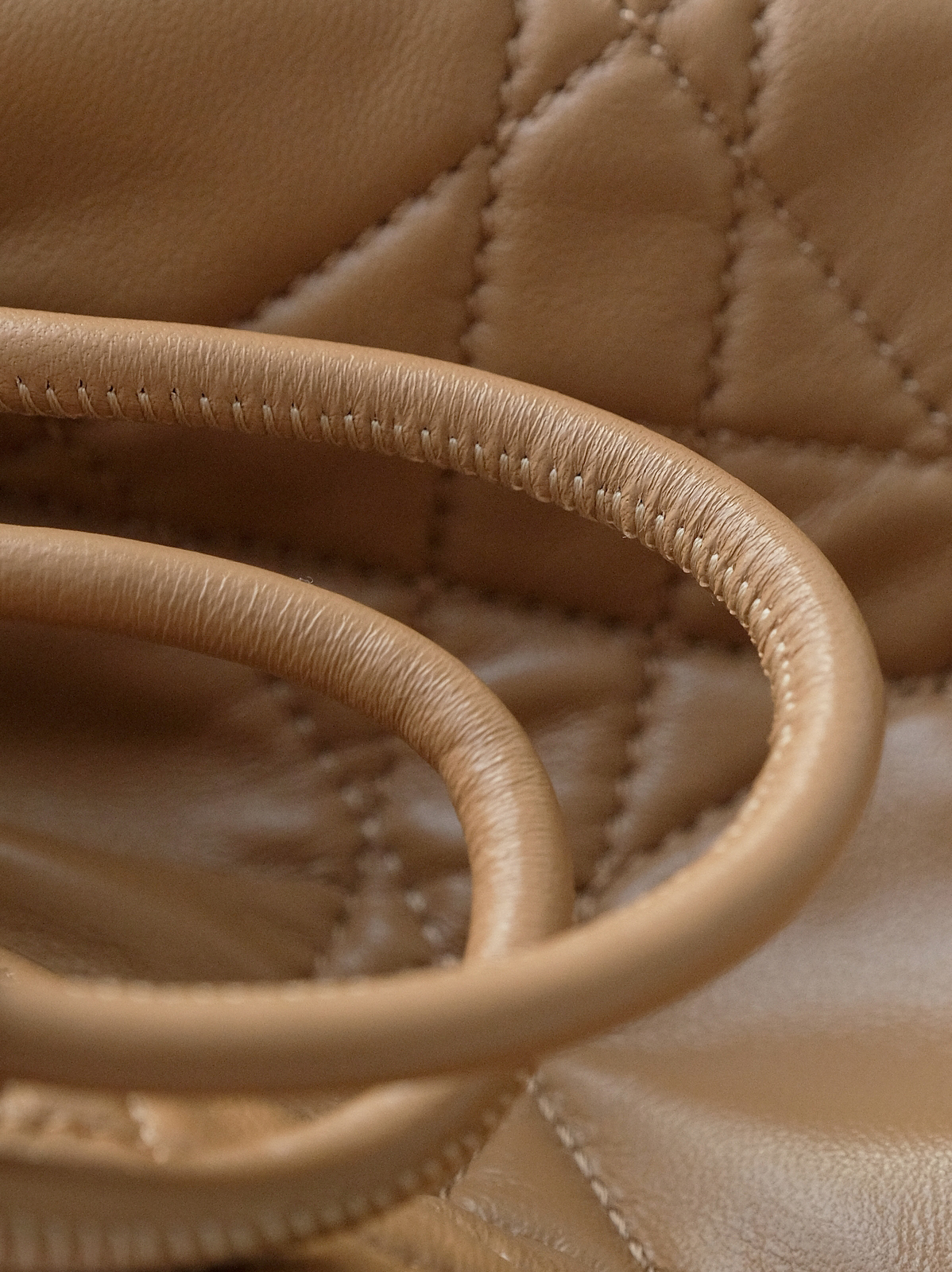 𝗗*𝗢𝗥 𝗗-𝗠𝗢𝗧𝗜𝗢𝗡 Small milk tea color