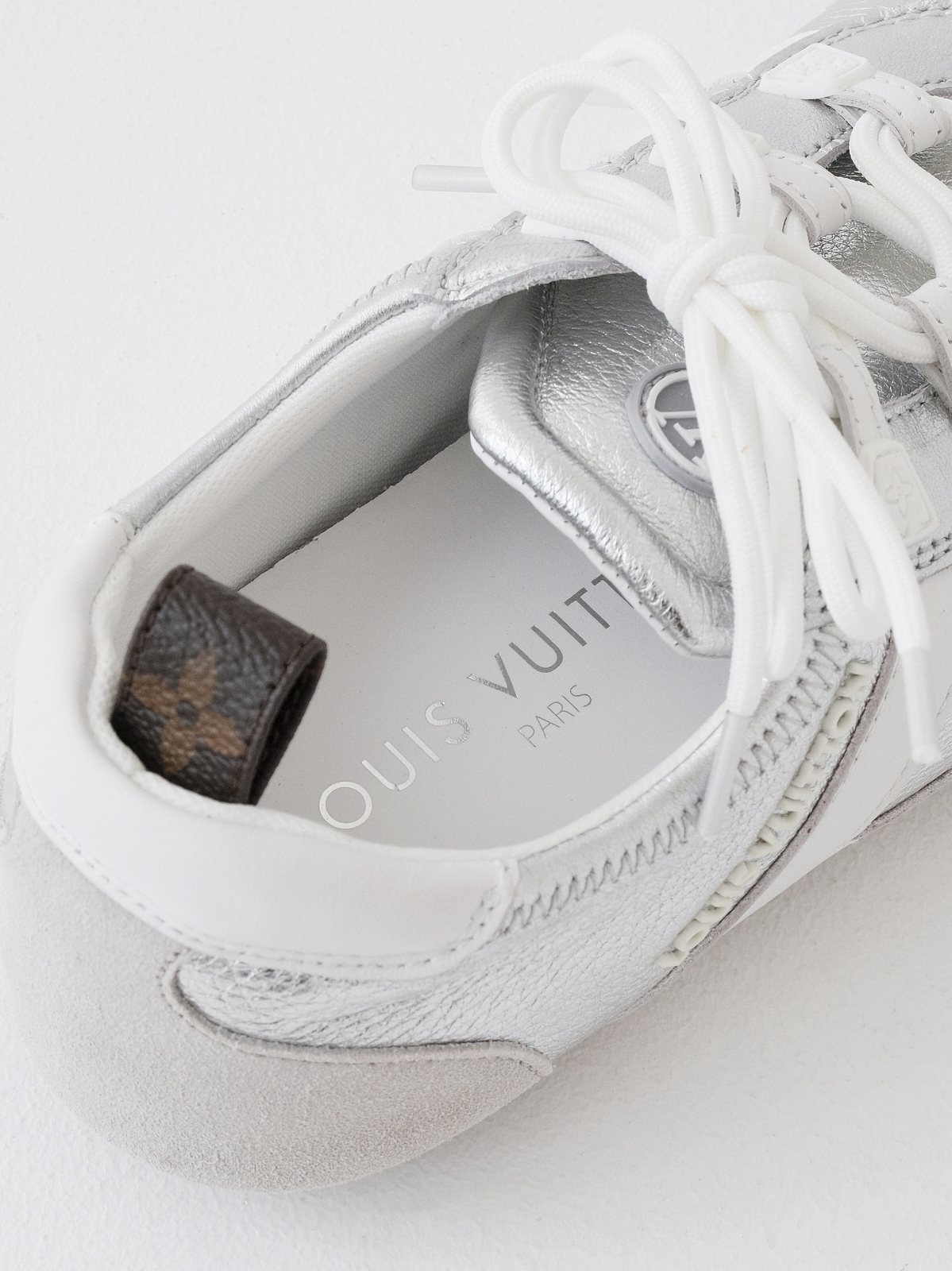 LOUIS  VUITTON Sneakerin