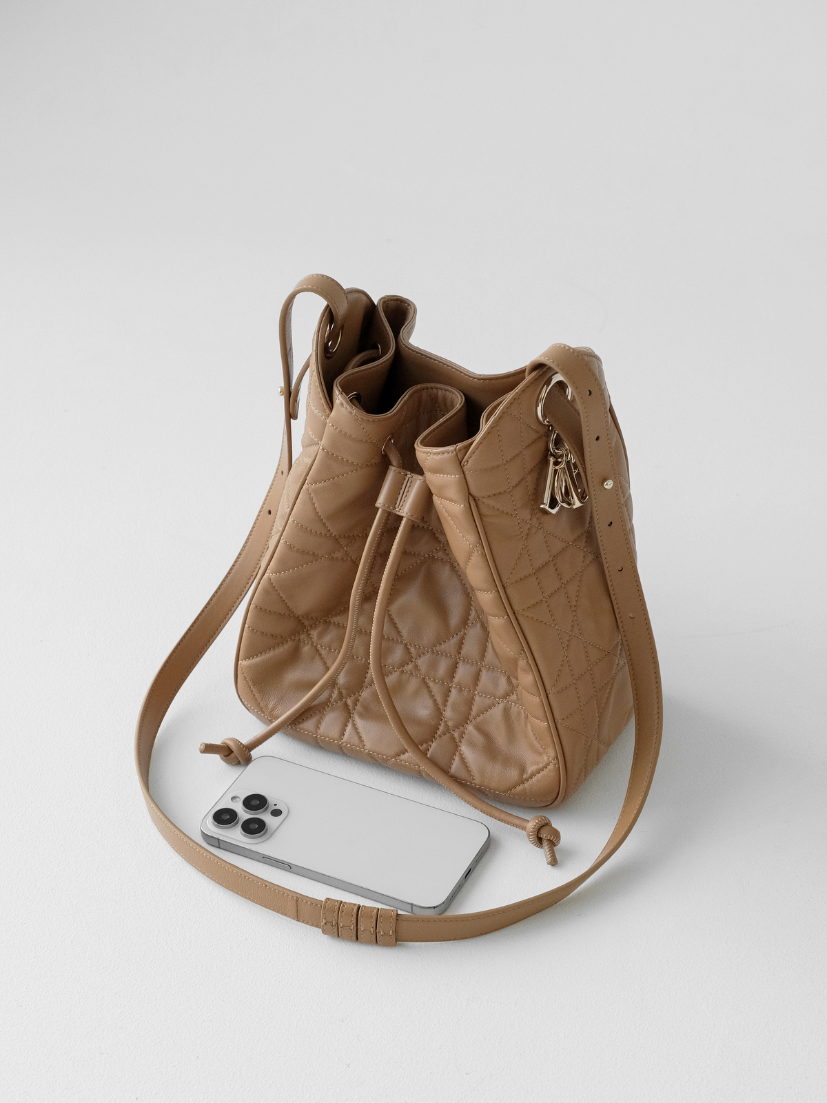 𝗗*𝗢𝗥 𝗗-𝗠𝗢𝗧𝗜𝗢𝗡 Small milk tea color