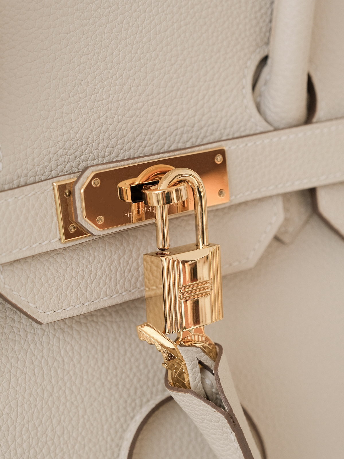 Hermes milkshake platinum buckle