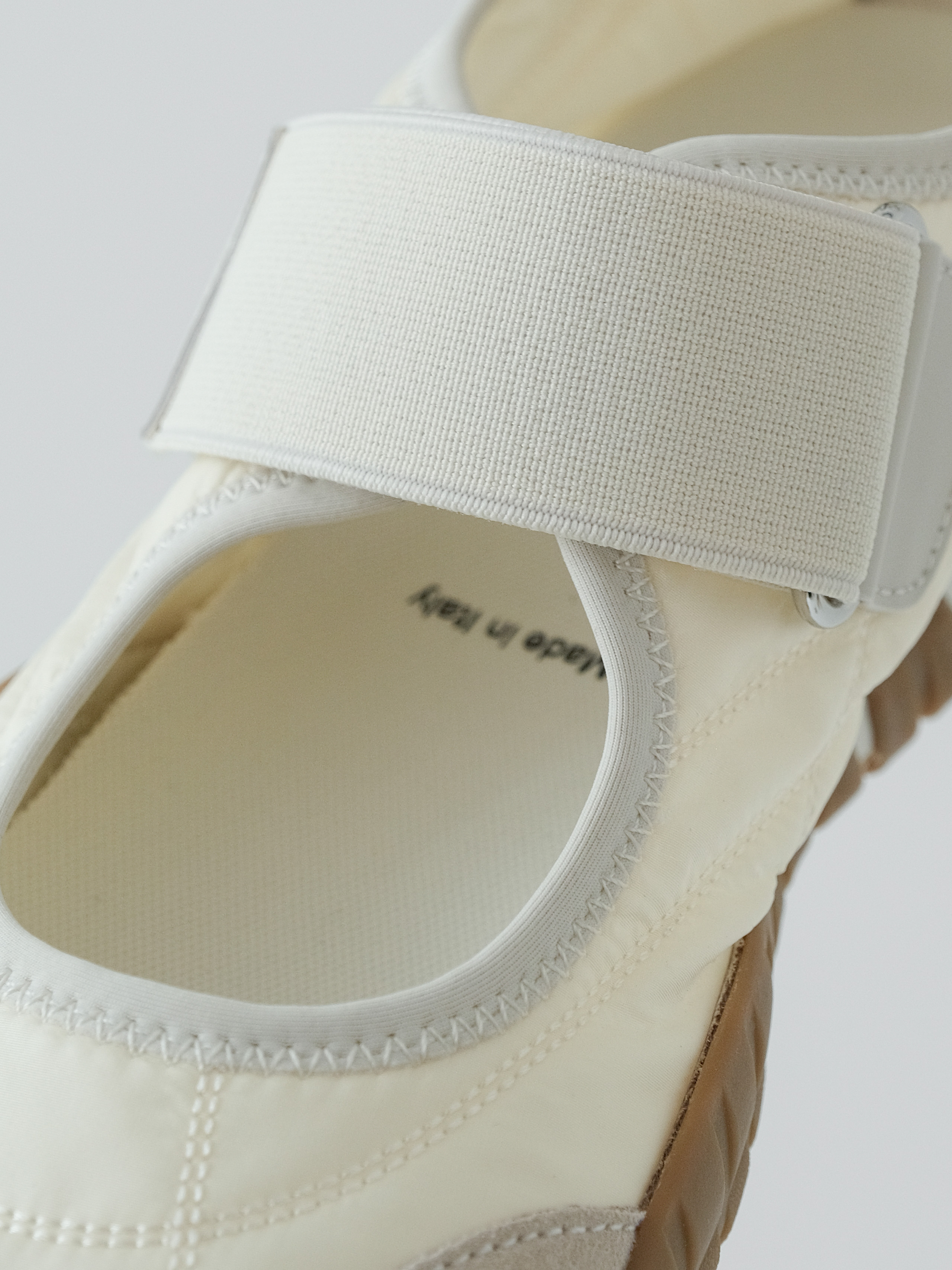 MIU MIU Retro ballet leisure shoes