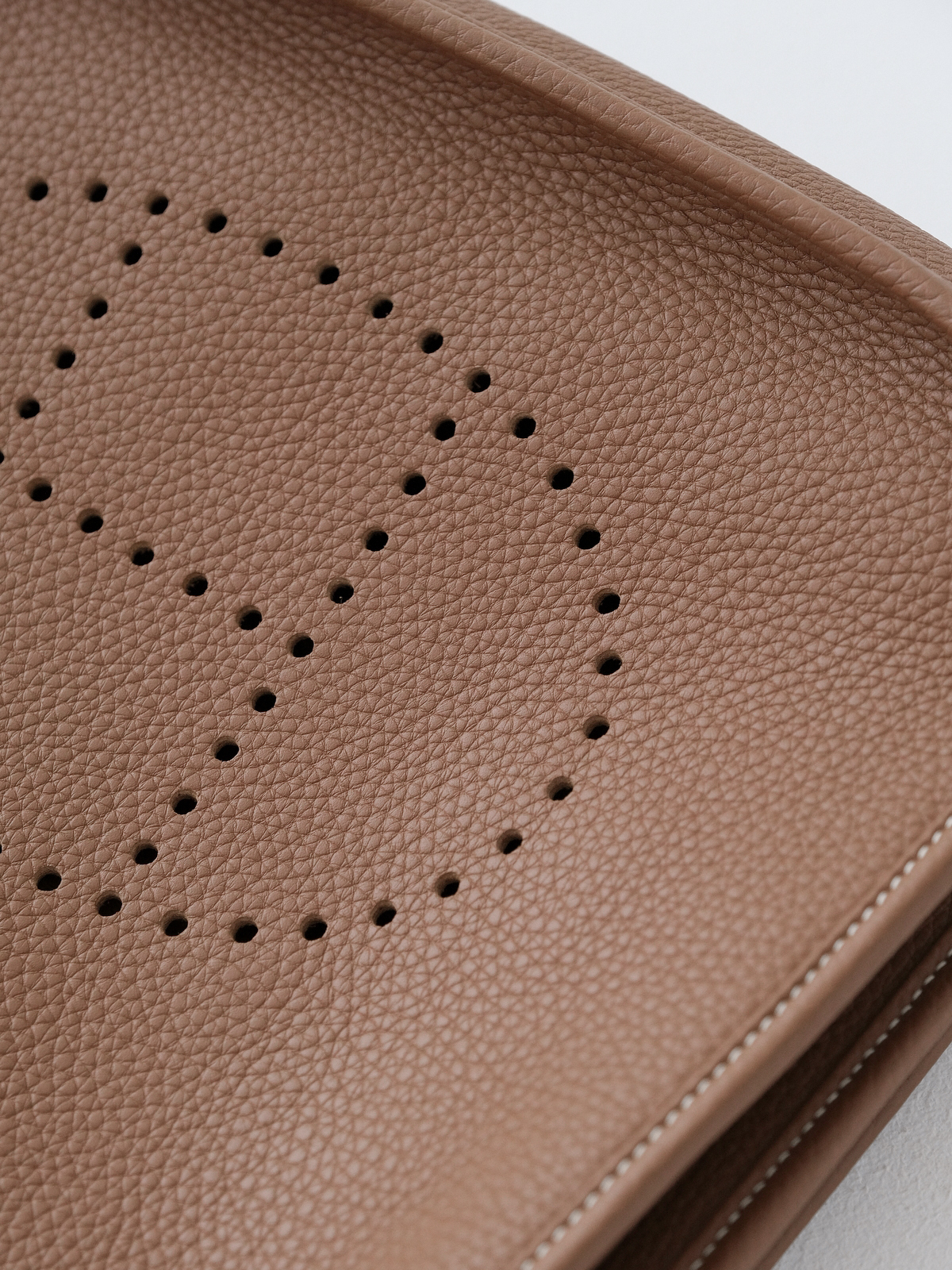 Hermes Evelyn golden brown