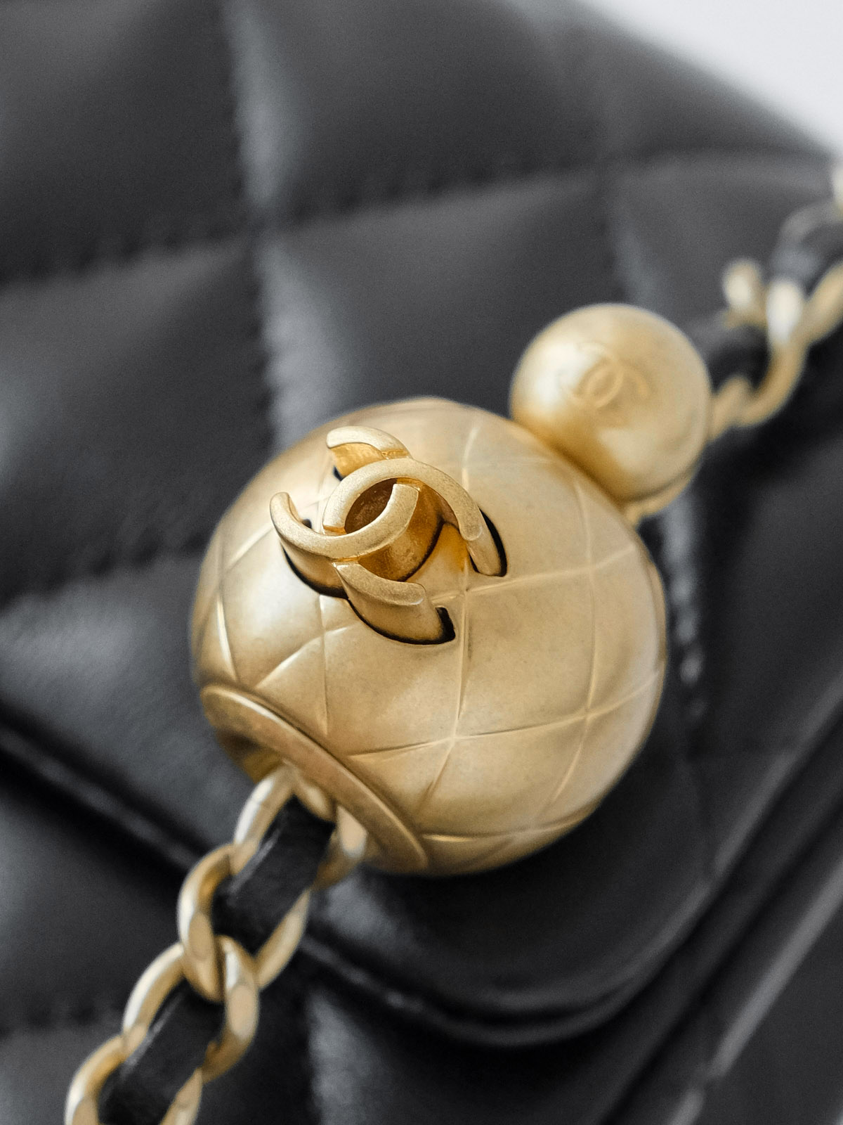 Chanel golden ball square fat man