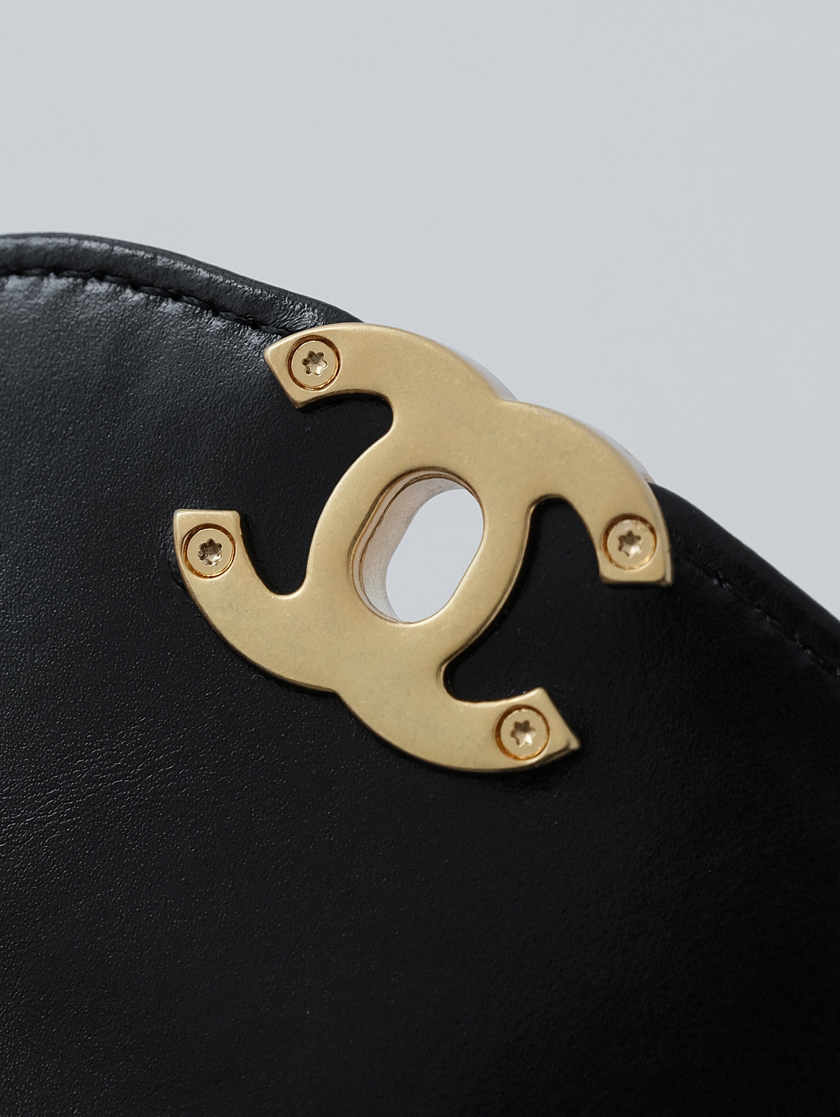 𝗞𝗲𝗹𝗹𝘆 𝗺𝗶𝗻𝗶