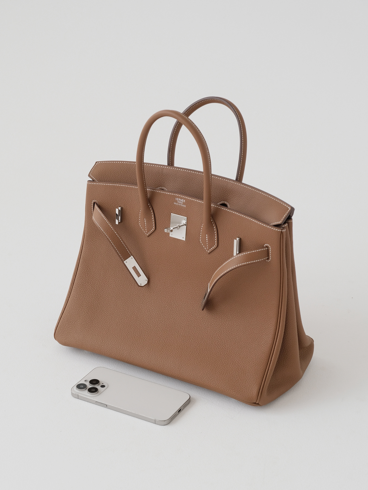 Hermes Birkin gold brown gold buckle