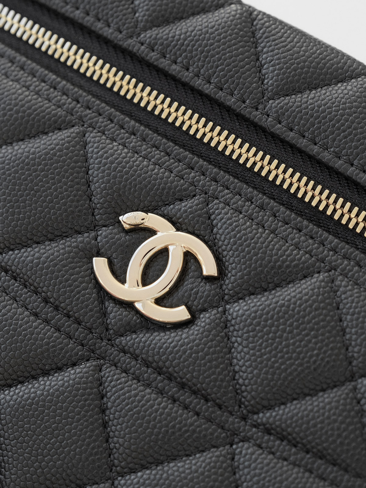 Lunch box clutch bag