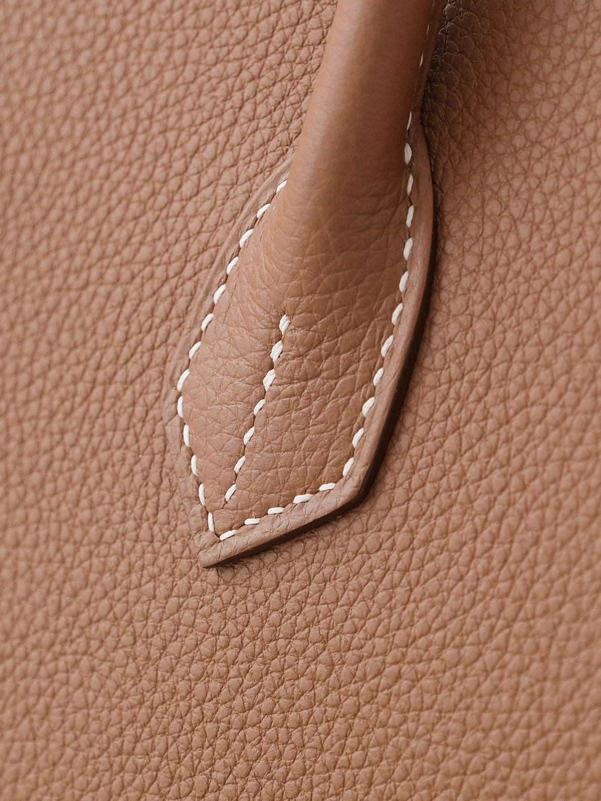 Hermes Birkin gold brown gold buckle