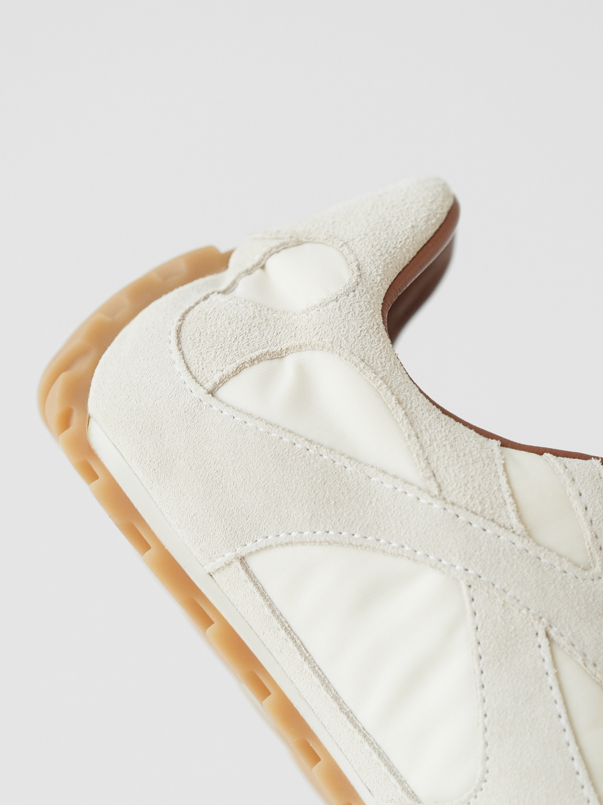 Bottega Veneta retro Forrest Gump sneakers