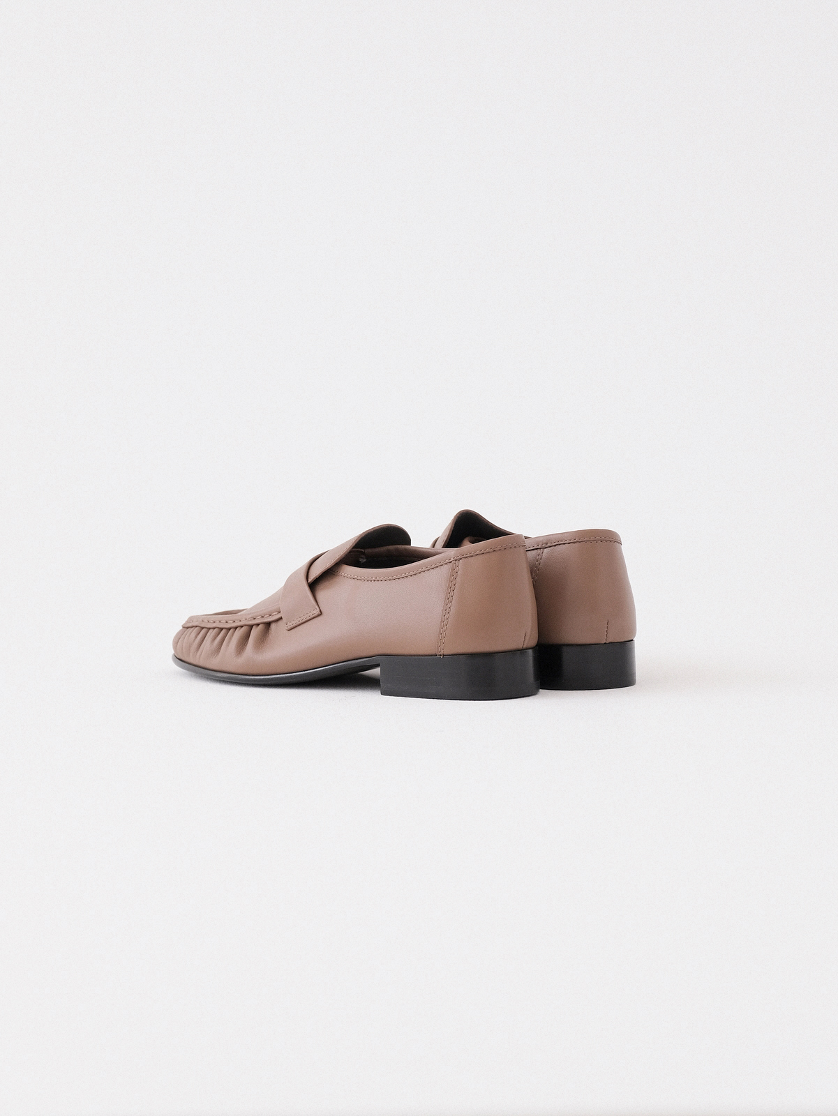 The row super cattle loafers