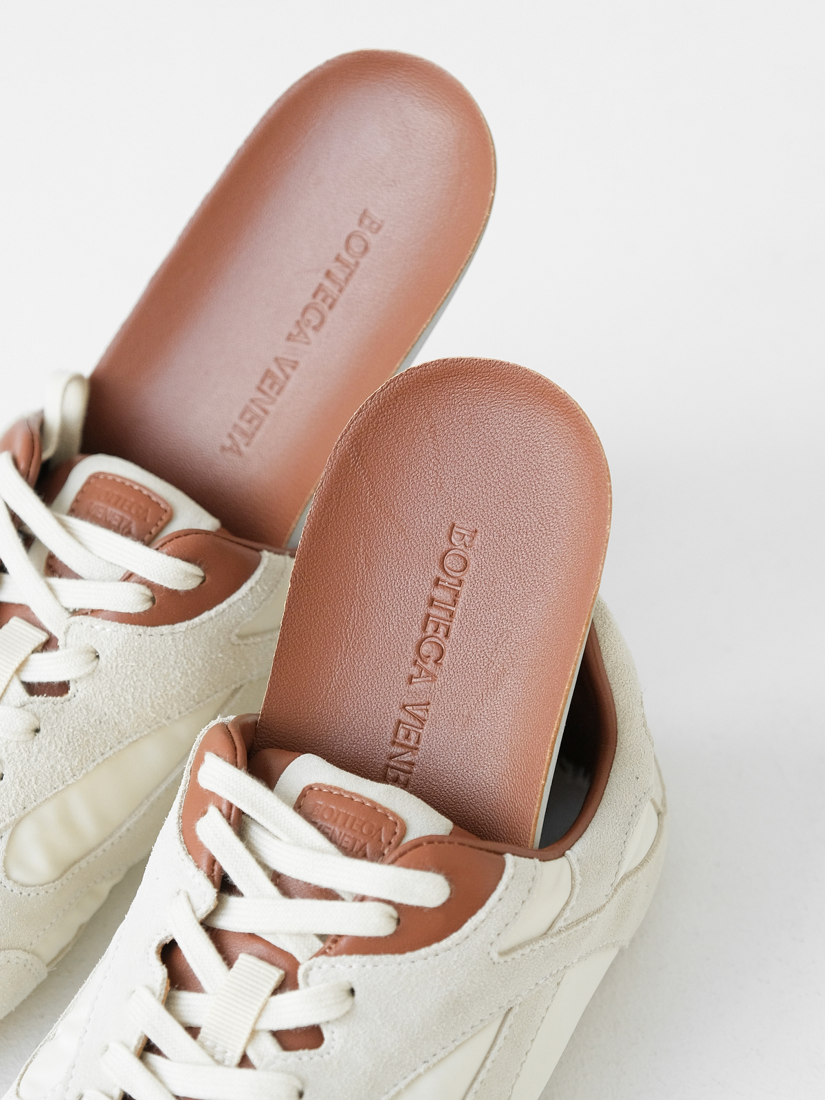 Bottega Veneta retro Forrest Gump sneakers