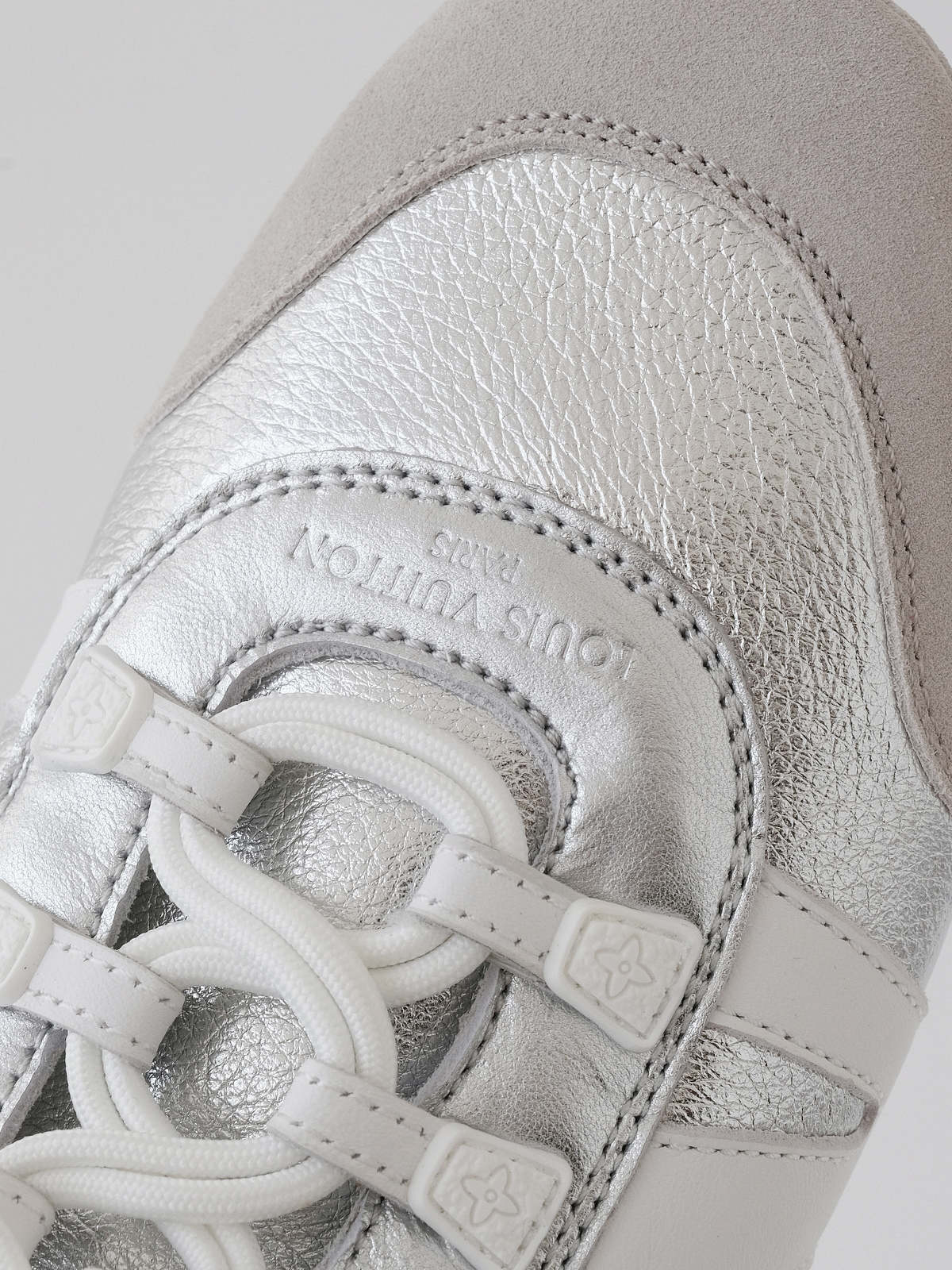 LOUIS  VUITTON Sneakerin