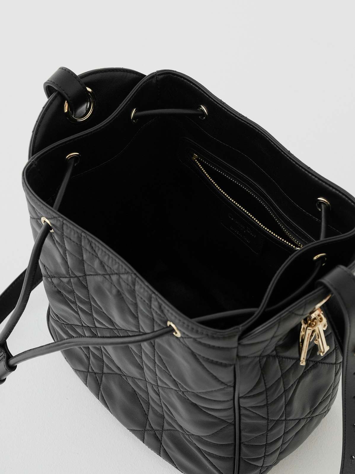 𝗗*𝗢𝗥 𝗗-𝗠𝗢𝗧𝗜𝗢𝗡  Black