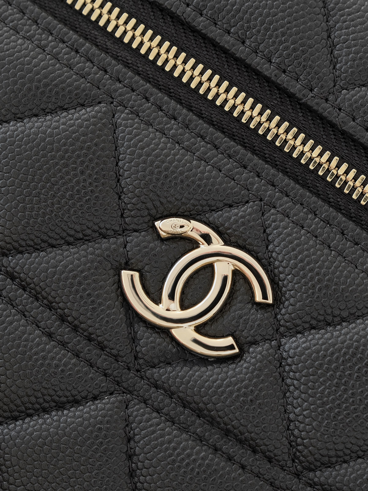 Lunch box clutch bag