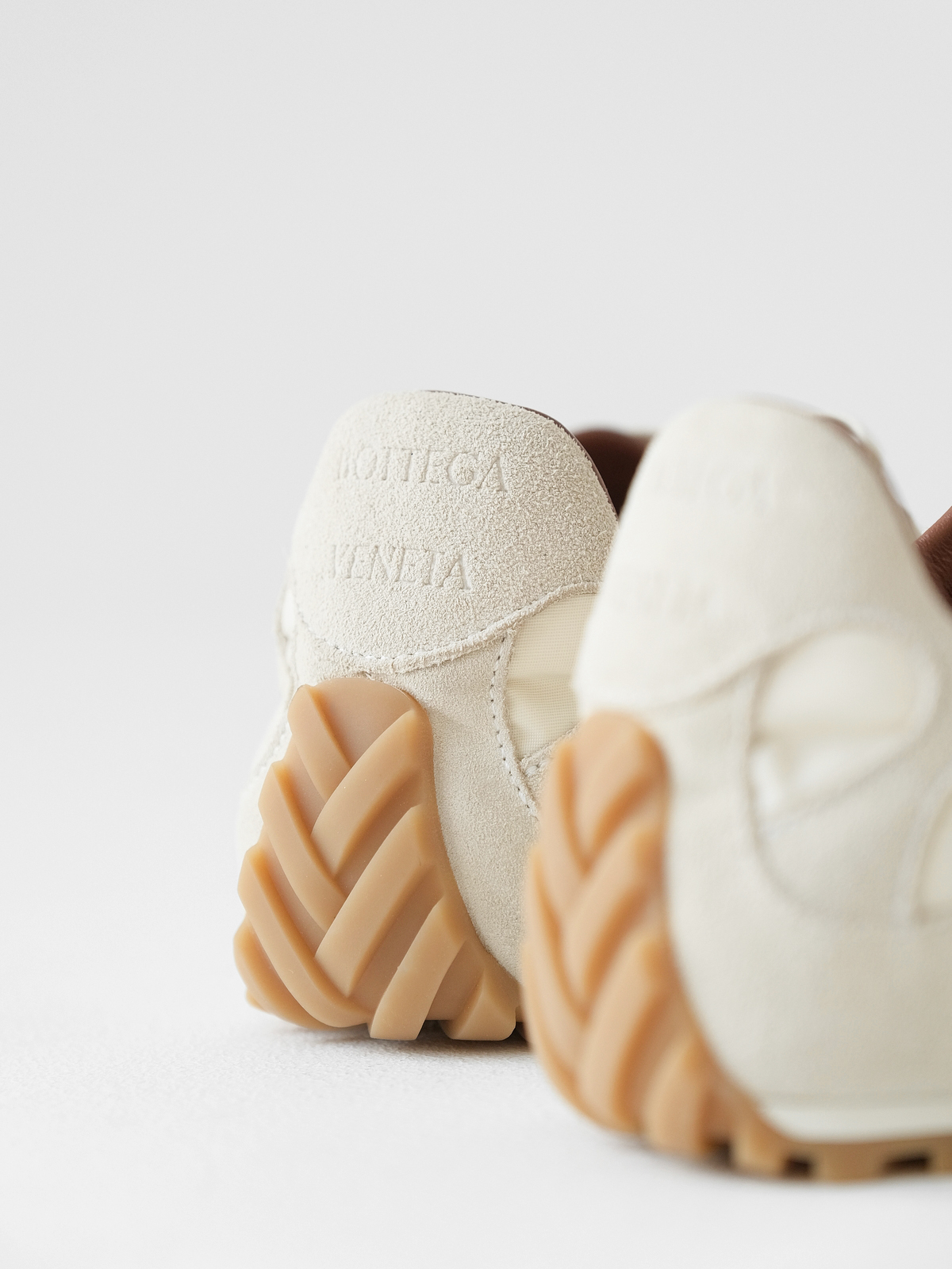 Bottega Veneta retro Forrest Gump sneakers