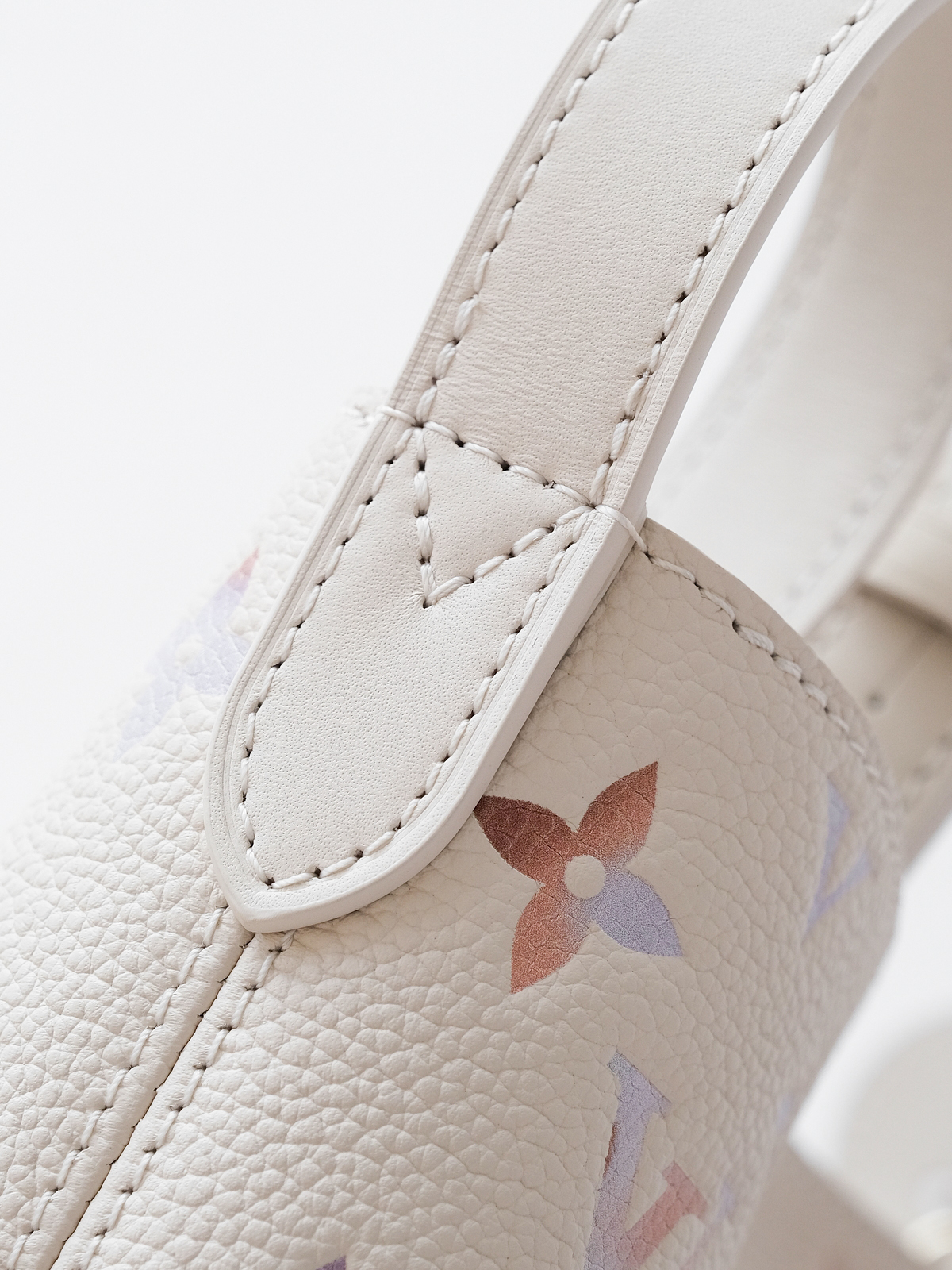 Allinbb bucket-beige gradient bag