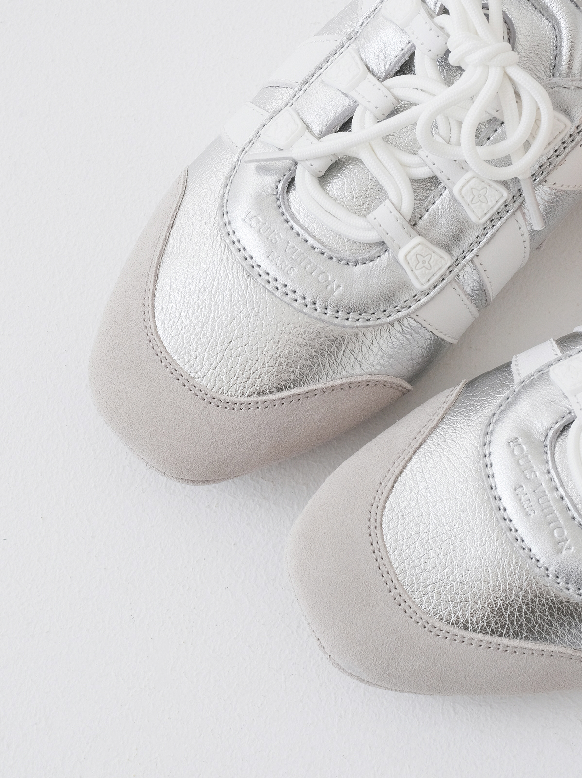 LOUIS  VUITTON Sneakerin