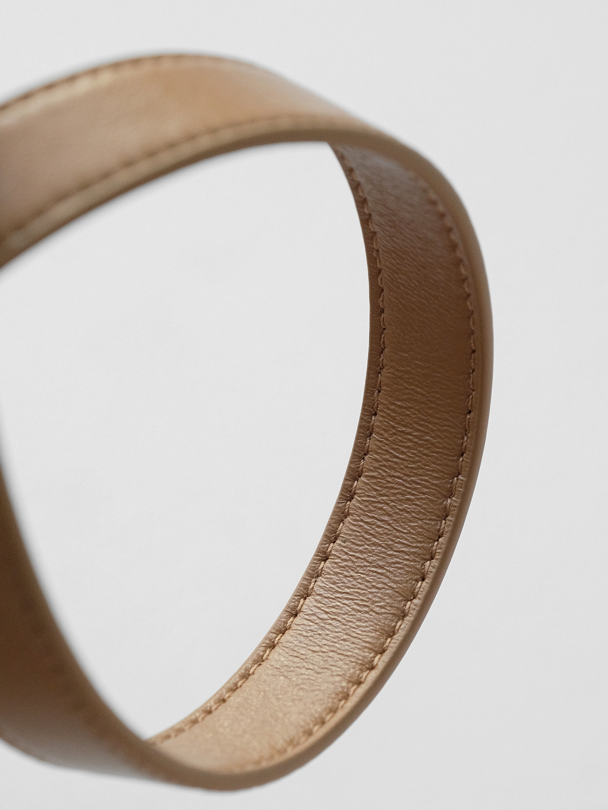 𝗗*𝗢𝗥 𝗗-𝗠𝗢𝗧𝗜𝗢𝗡 Small milk tea color