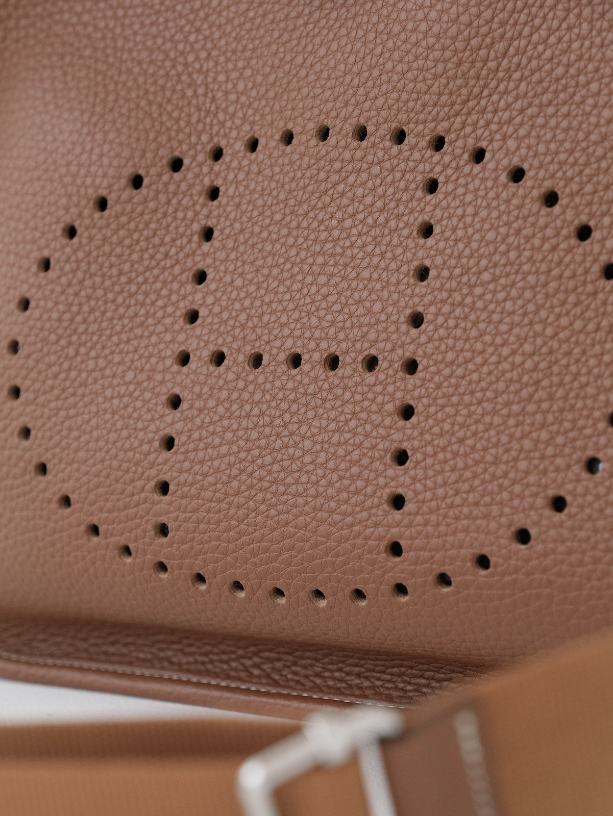 Hermes Evelyn golden brown