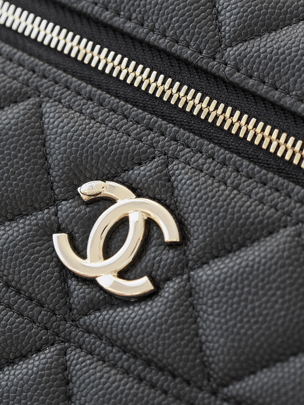 Lunch box clutch bag