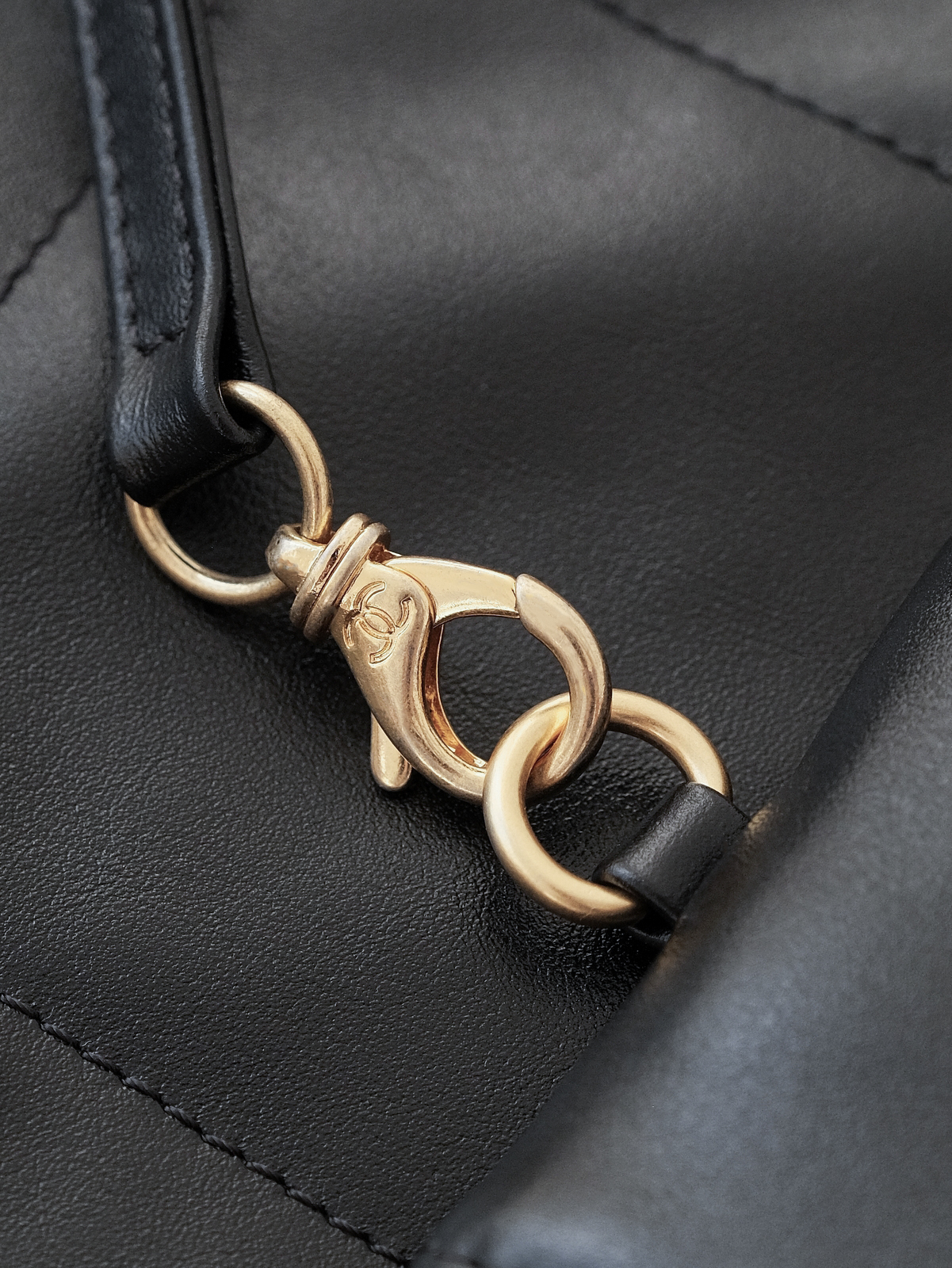 Chanel garbage bag medium