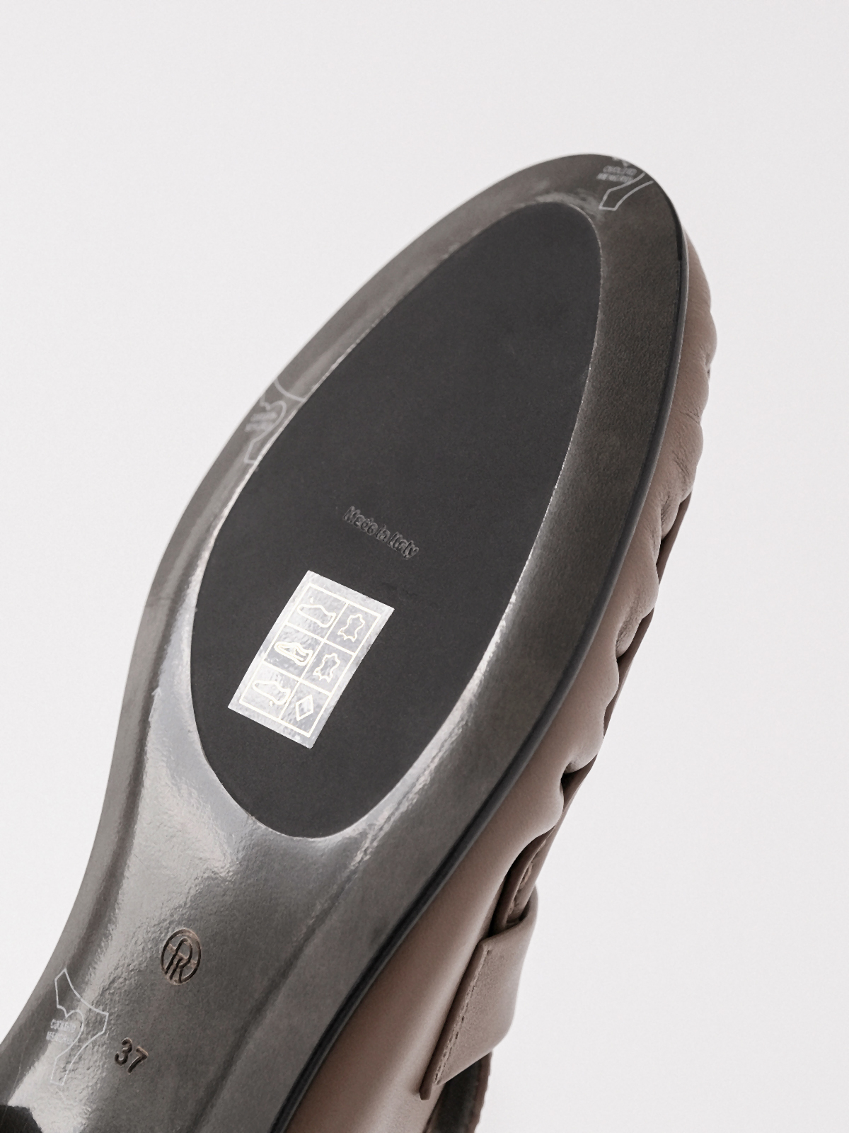 The row super cattle loafers