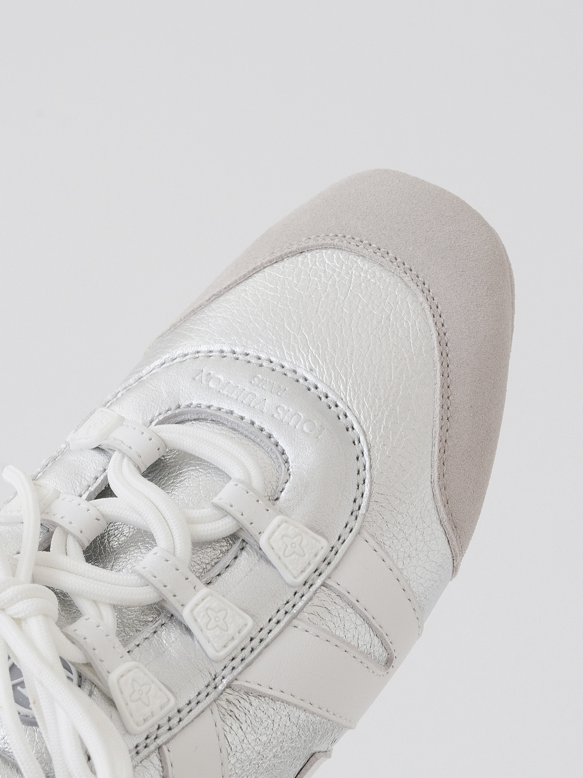 LOUIS  VUITTON Sneakerin