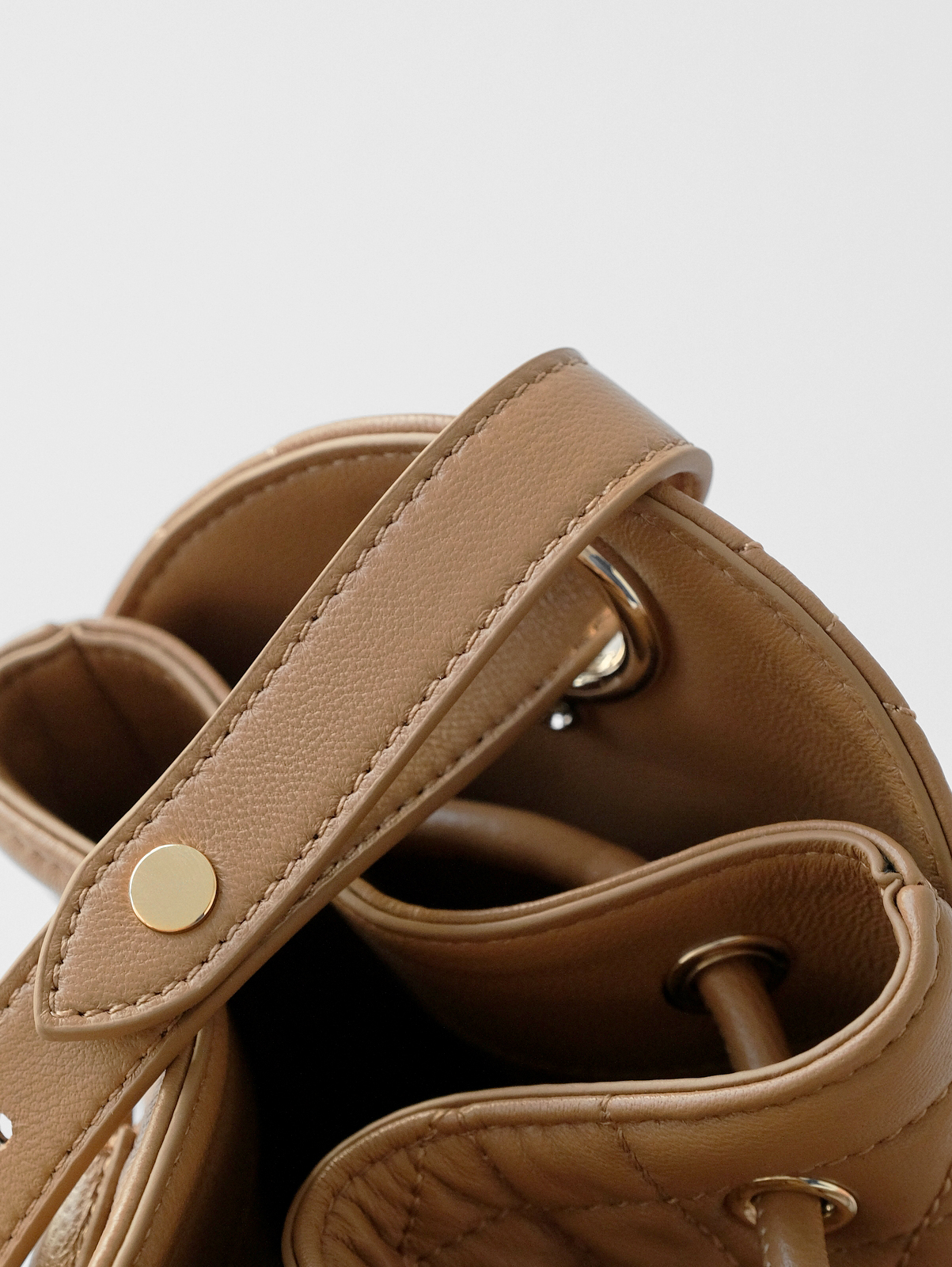 𝗗*𝗢𝗥 𝗗-𝗠𝗢𝗧𝗜𝗢𝗡 Small milk tea color