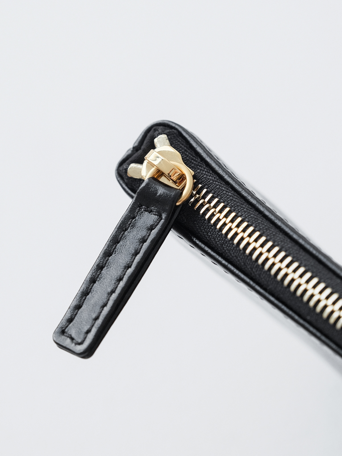 Chanel garbage bag trumpet