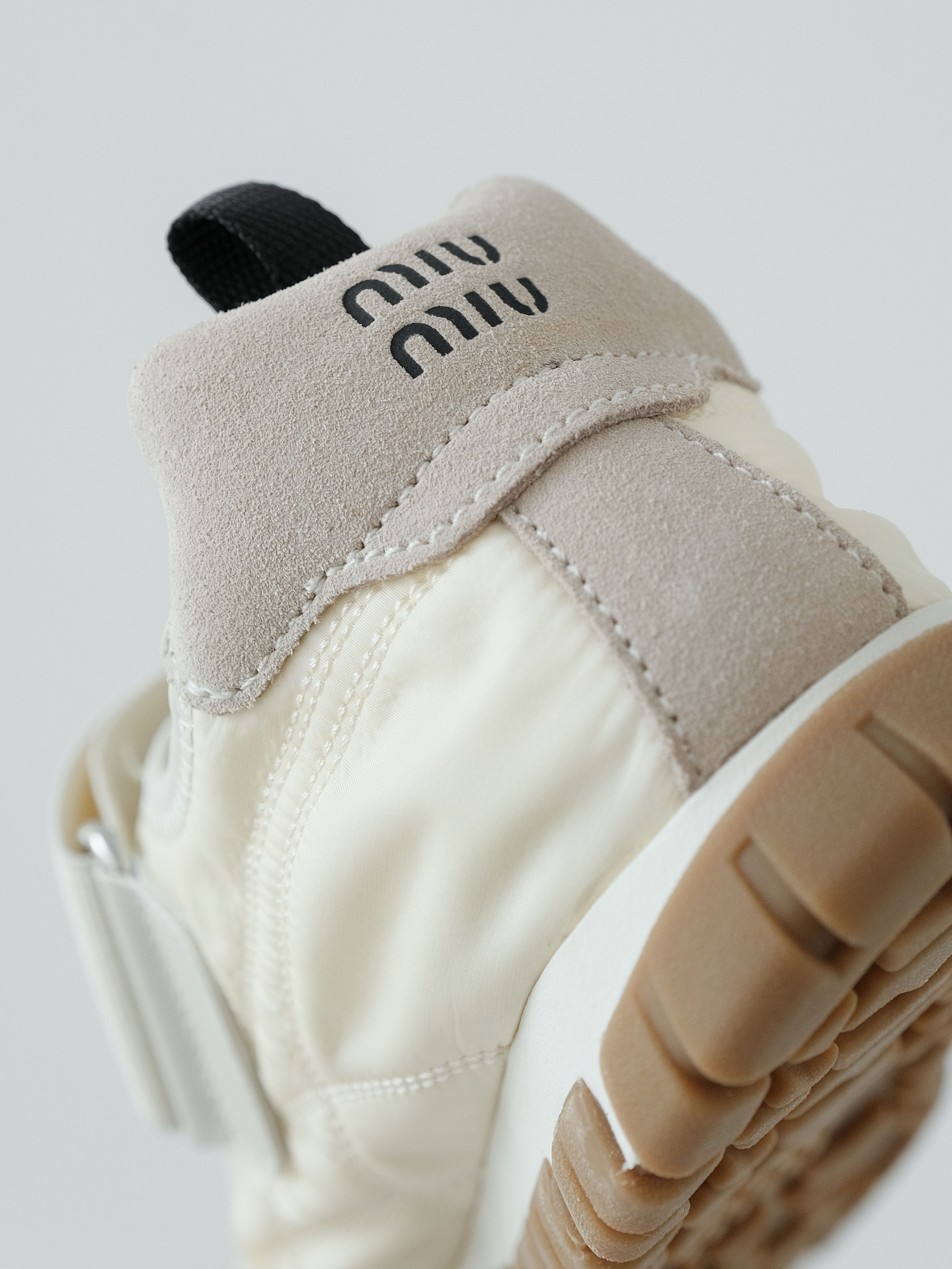 MIU MIU Retro ballet leisure shoes
