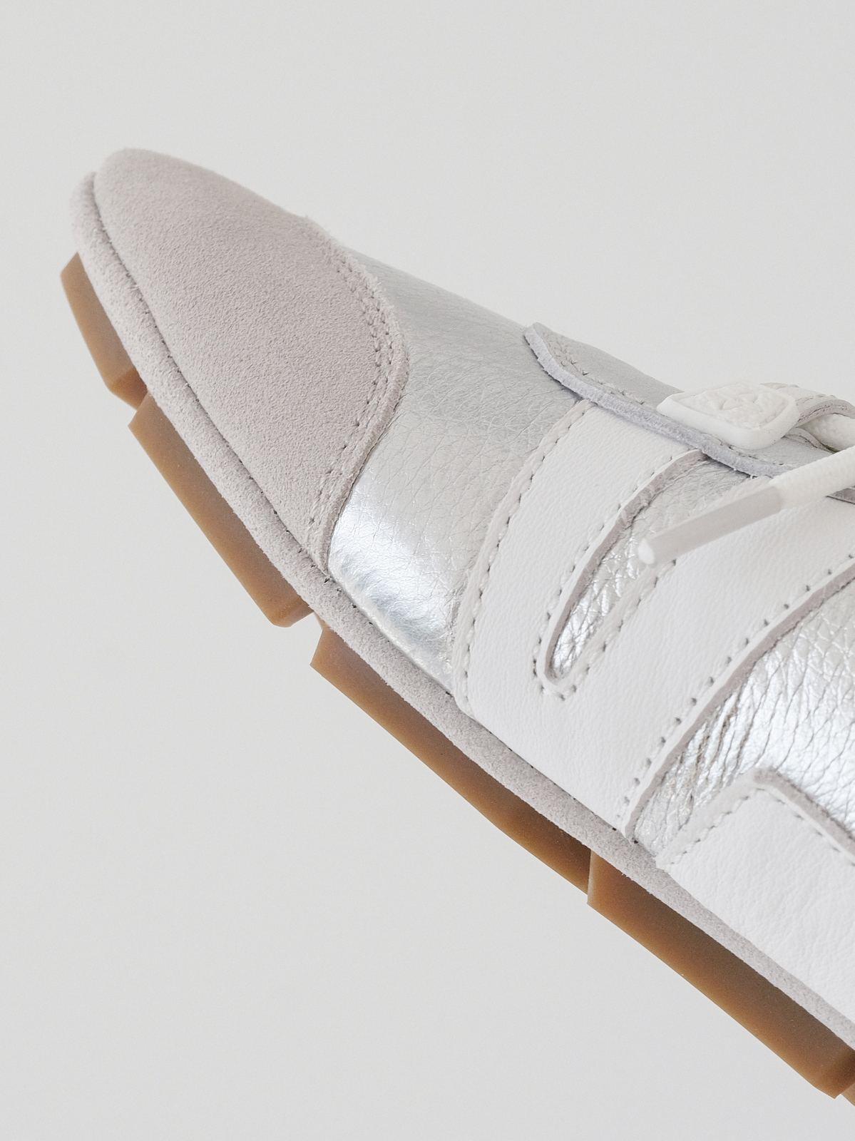 LOUIS  VUITTON Sneakerin