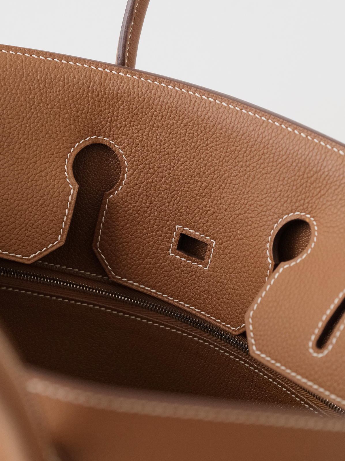 Hermes Birkin gold brown gold buckle