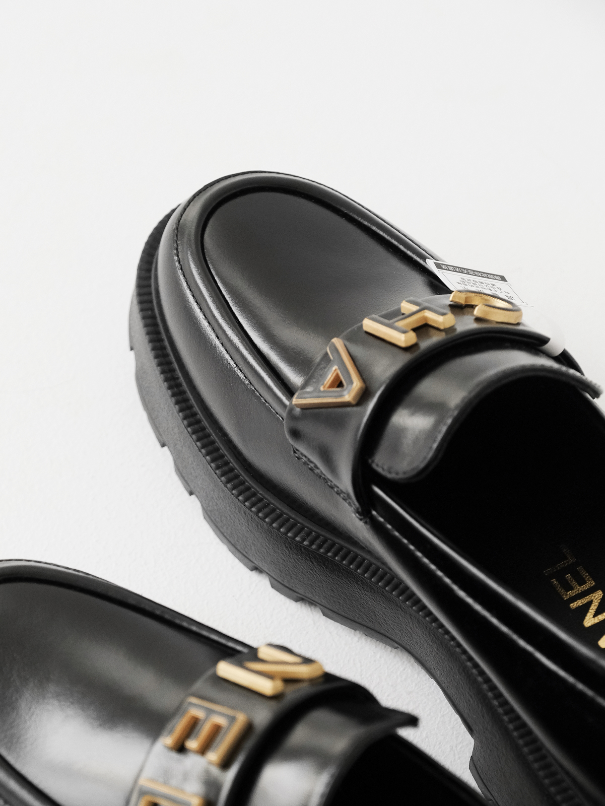 Xiaoxiang loafers