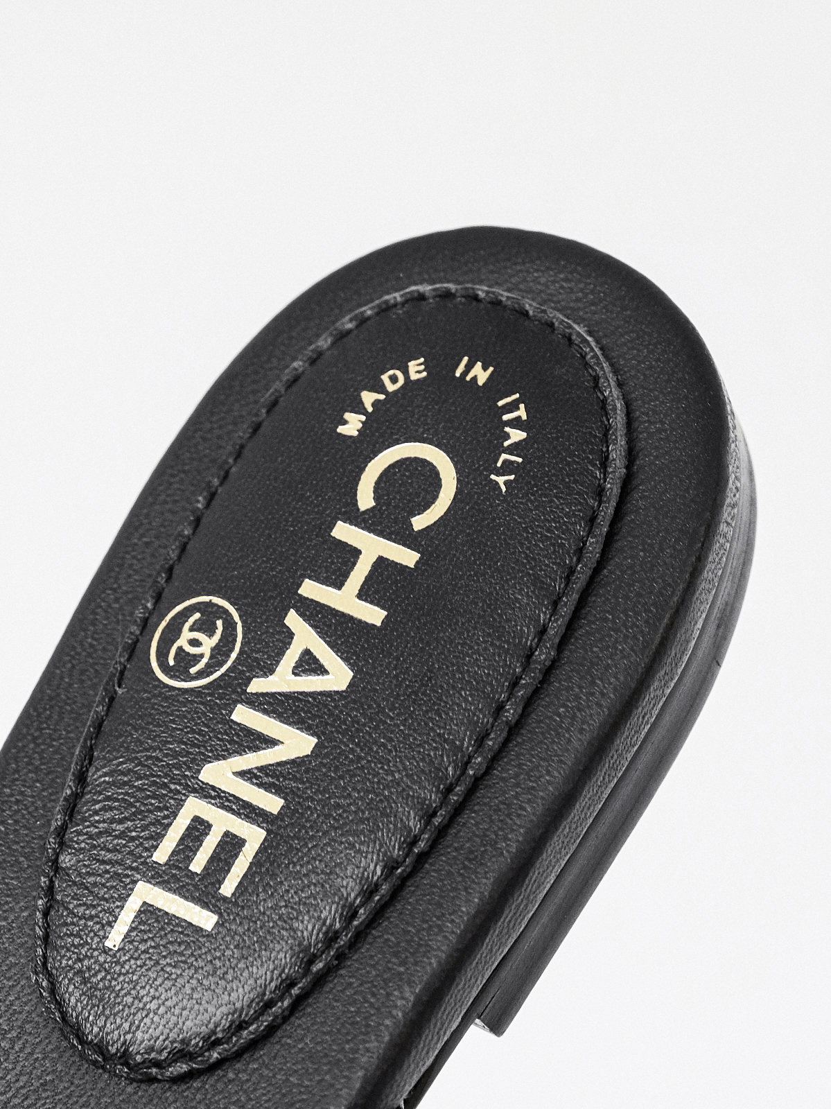 Chanel  Black gold chain flip-flops