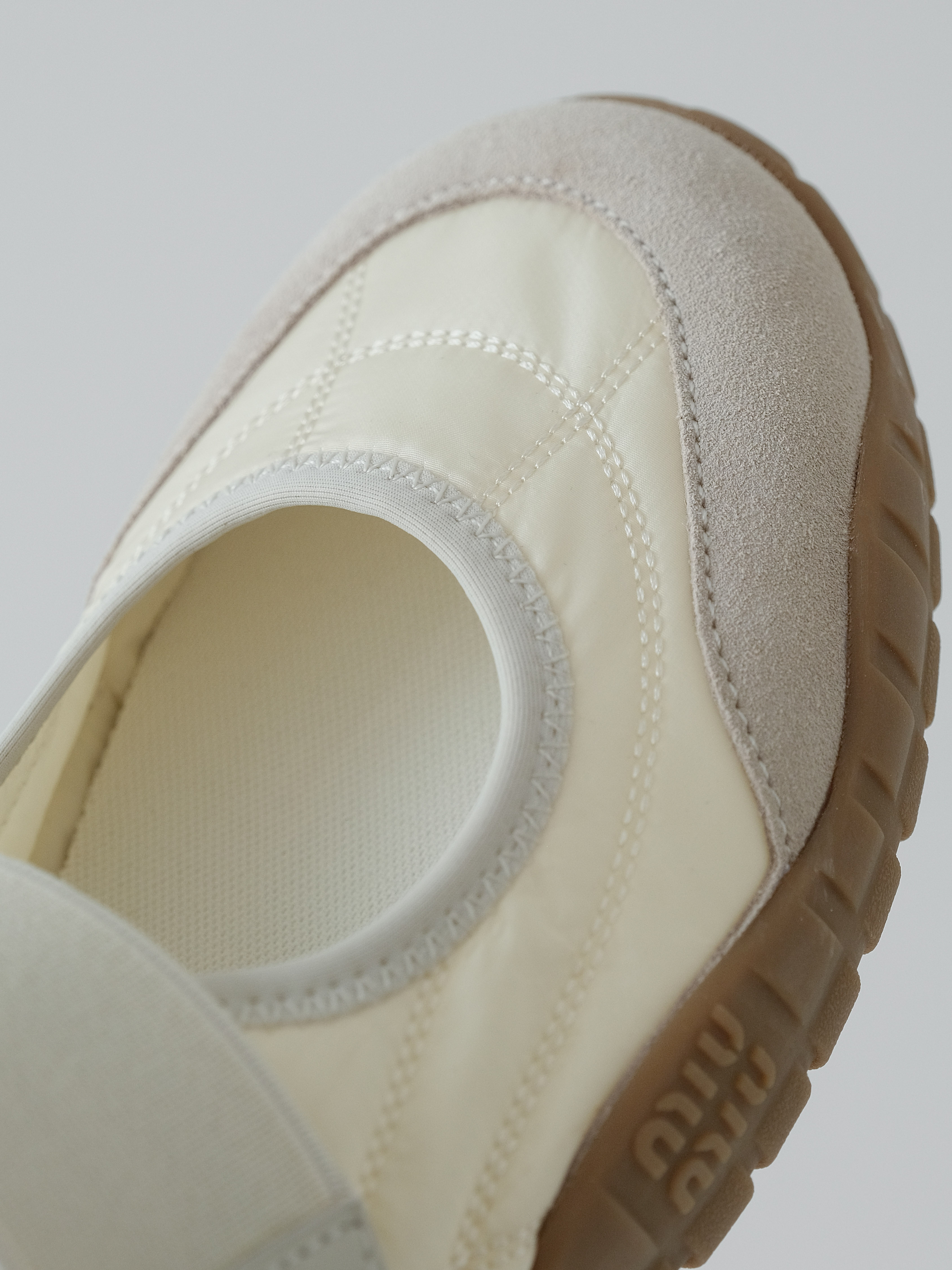 MIU MIU Retro ballet leisure shoes