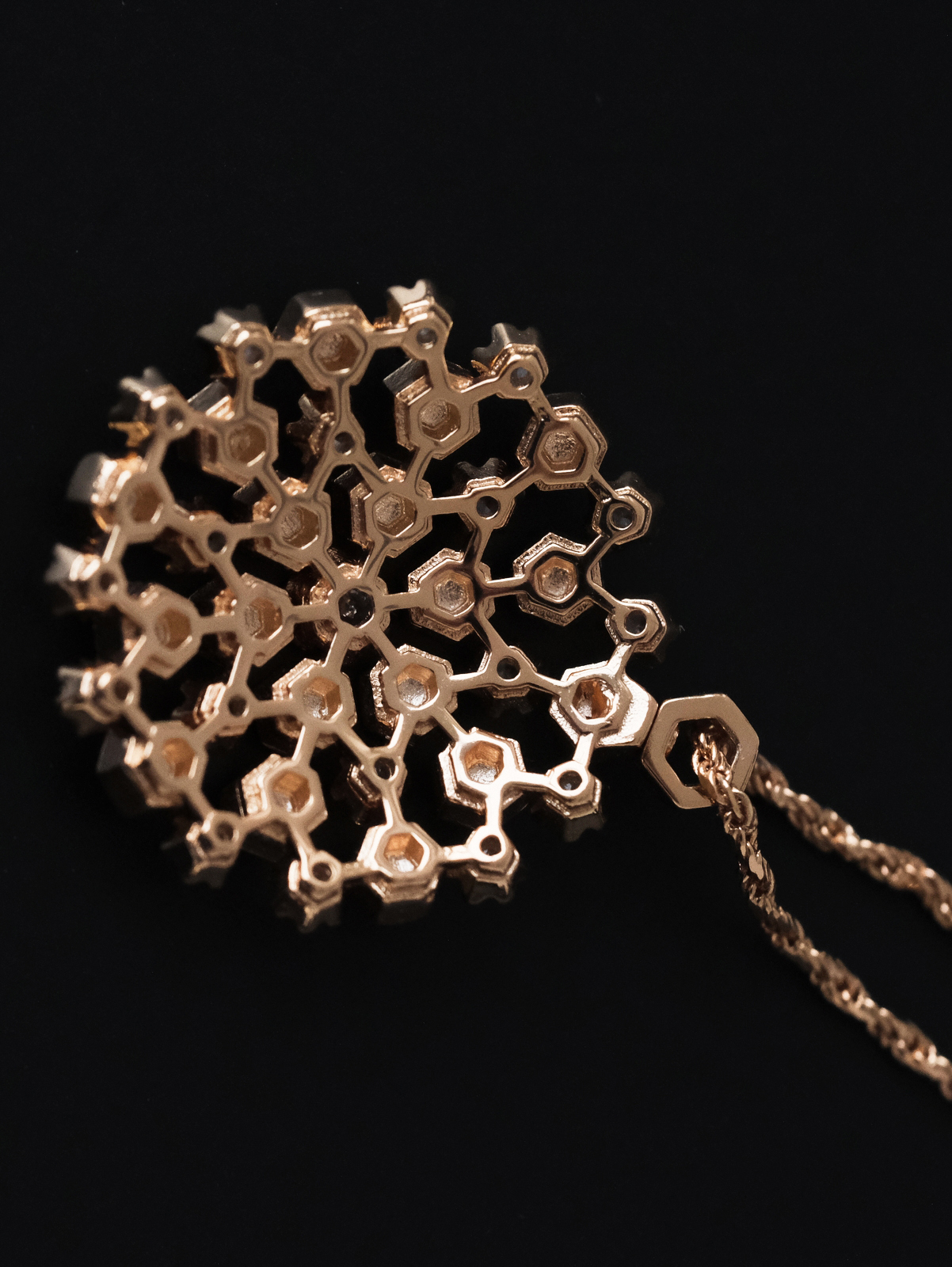 Chaumet  Bee My Love  necklace