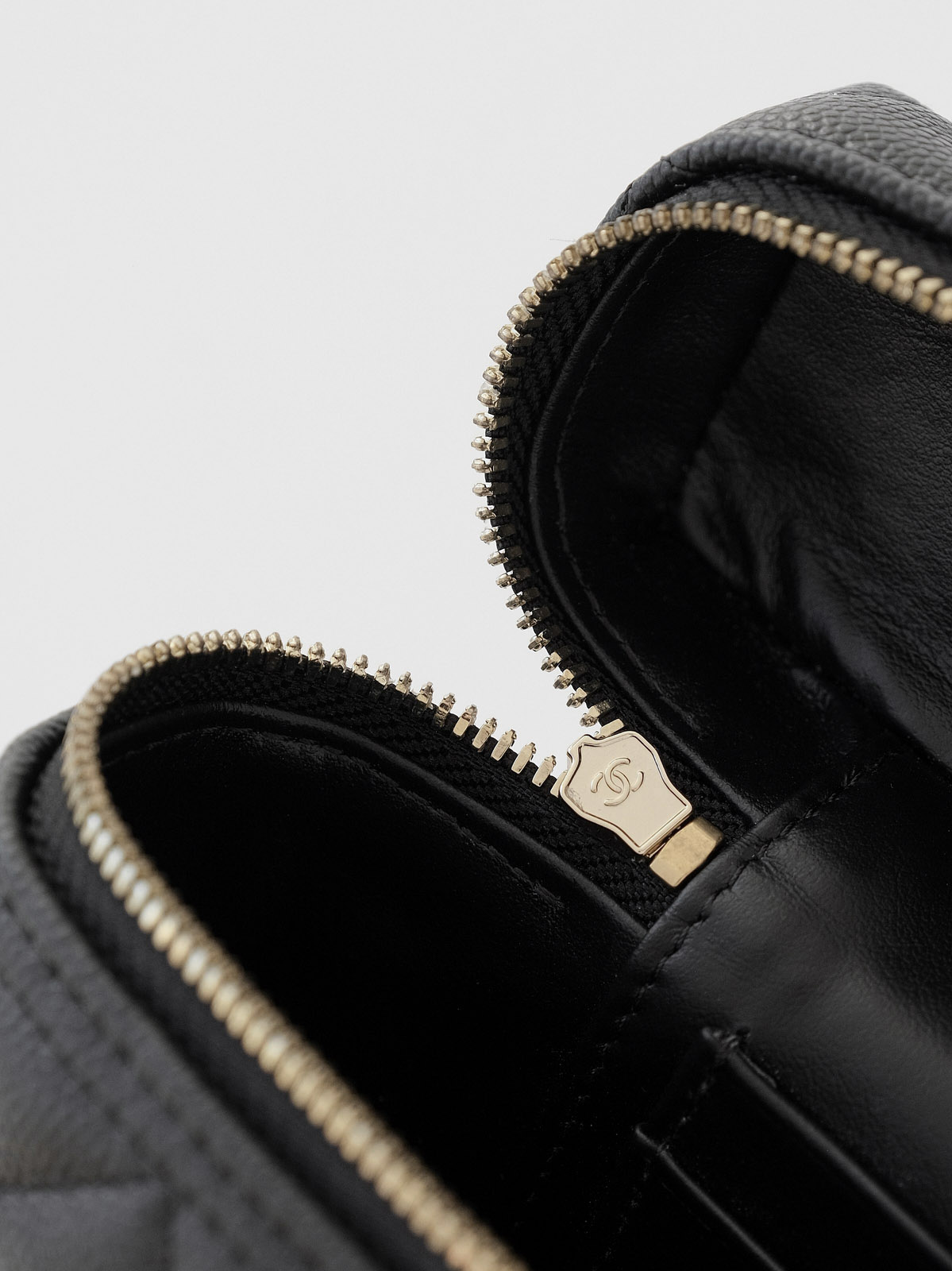 Lunch box clutch bag