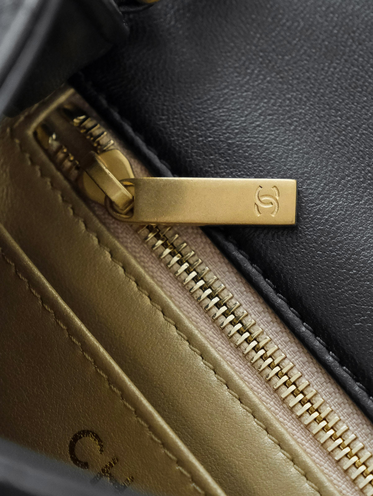 Chanel golden ball square fat man