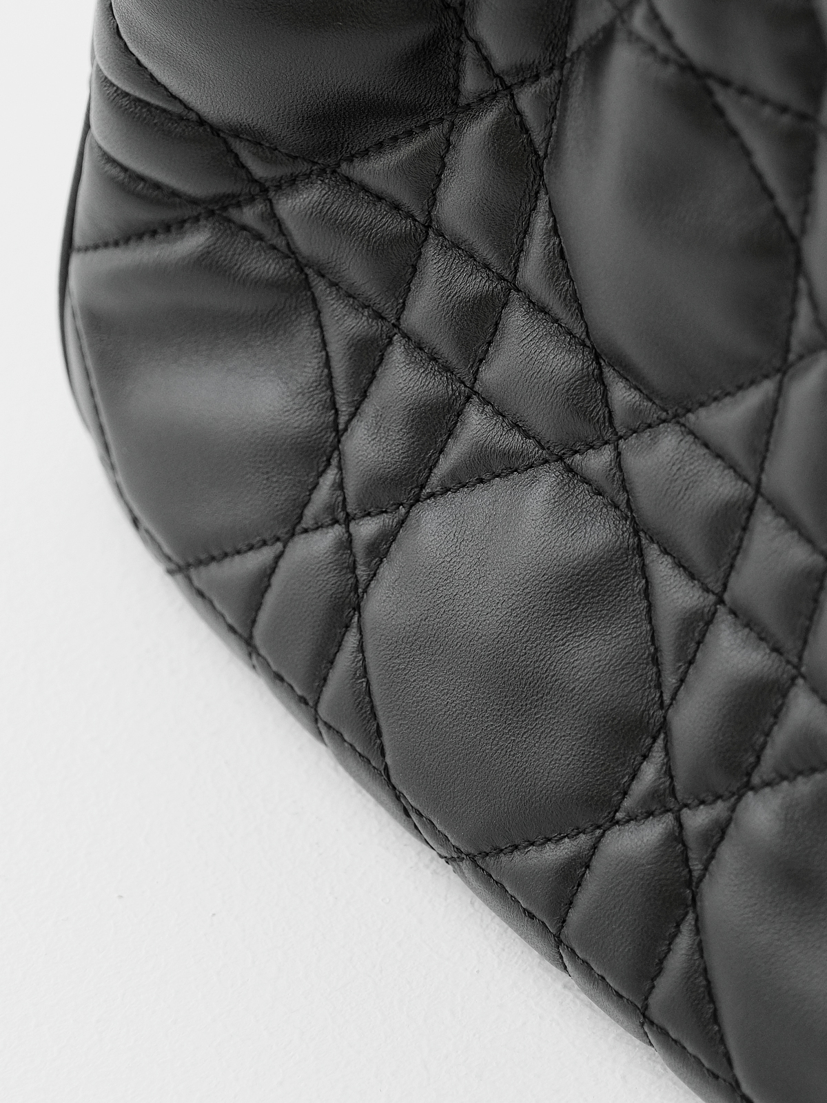 𝗗*𝗢𝗥 𝗗-𝗠𝗢𝗧𝗜𝗢𝗡  Black