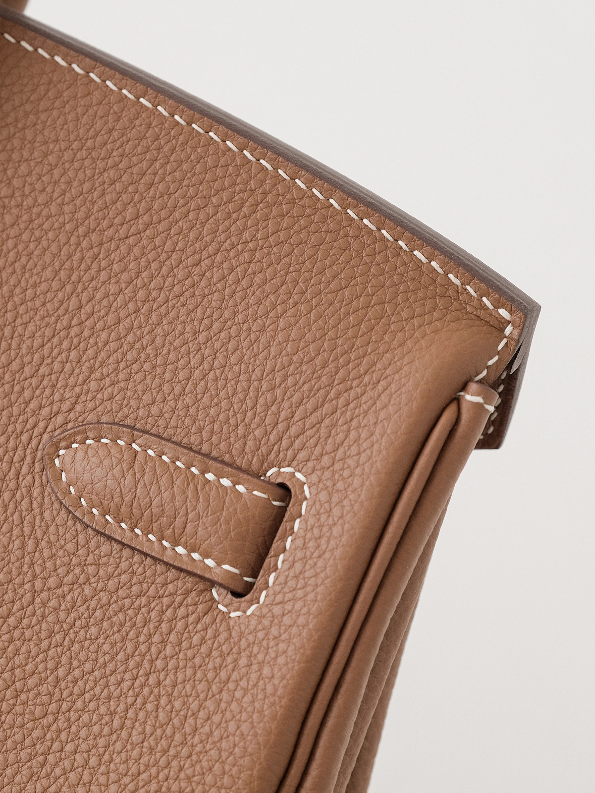 Hermes Birkin gold brown gold buckle