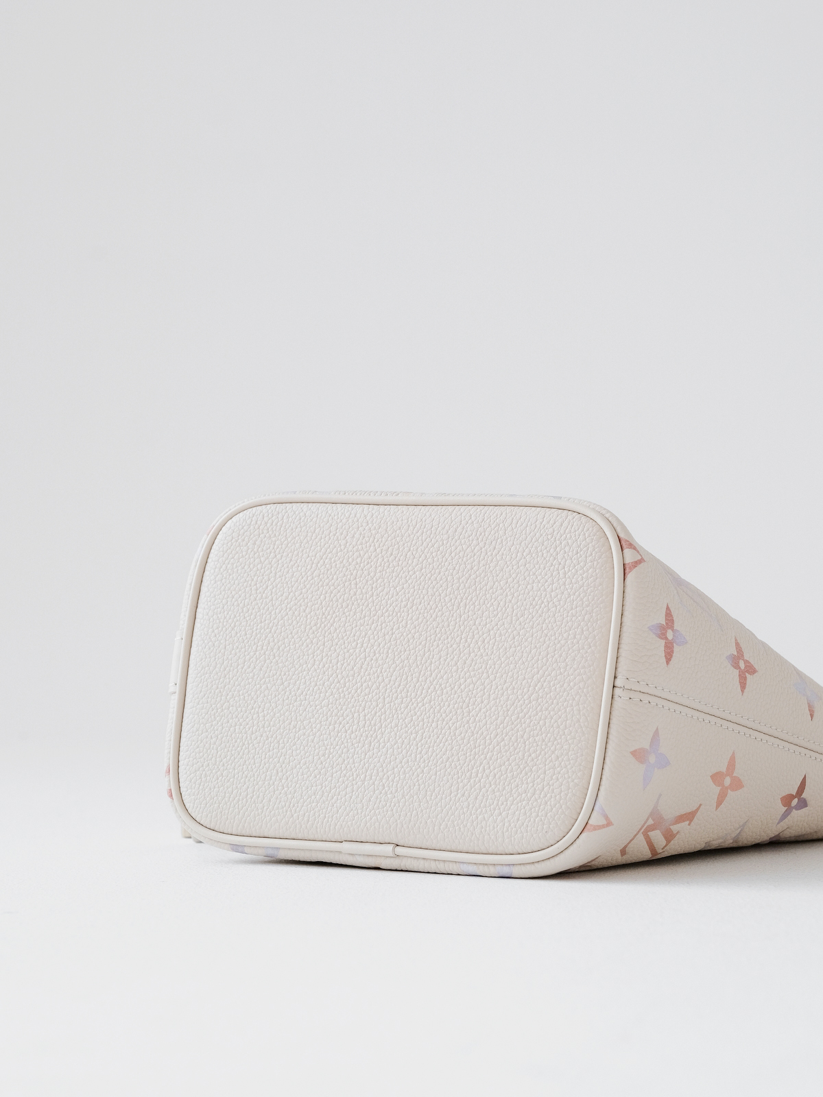 Allinbb bucket-beige gradient bag