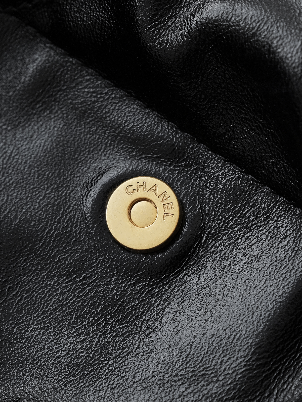 Chanel garbage bag trumpet