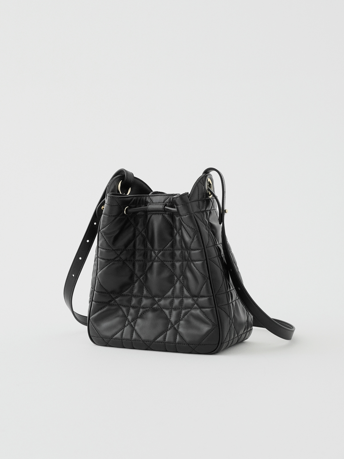 𝗗*𝗢𝗥 𝗗-𝗠𝗢𝗧𝗜𝗢𝗡  Black