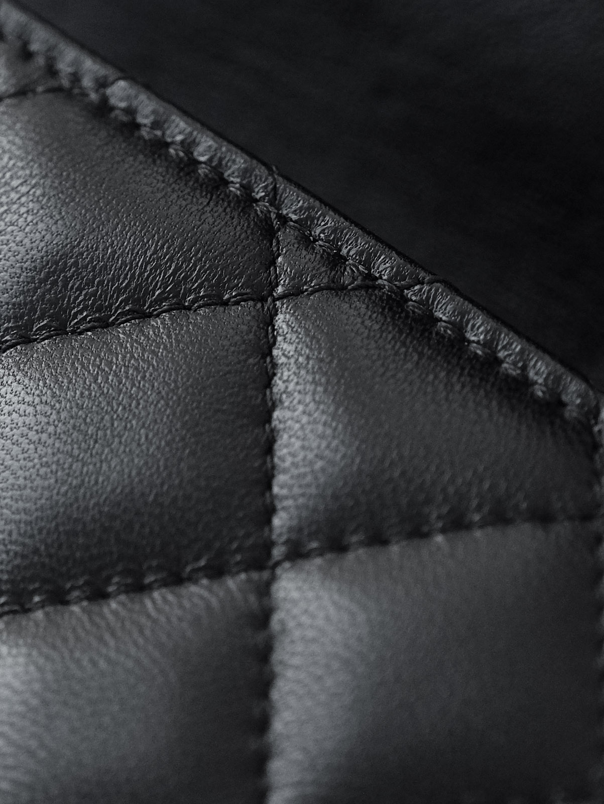 Chanel golden ball square fat man