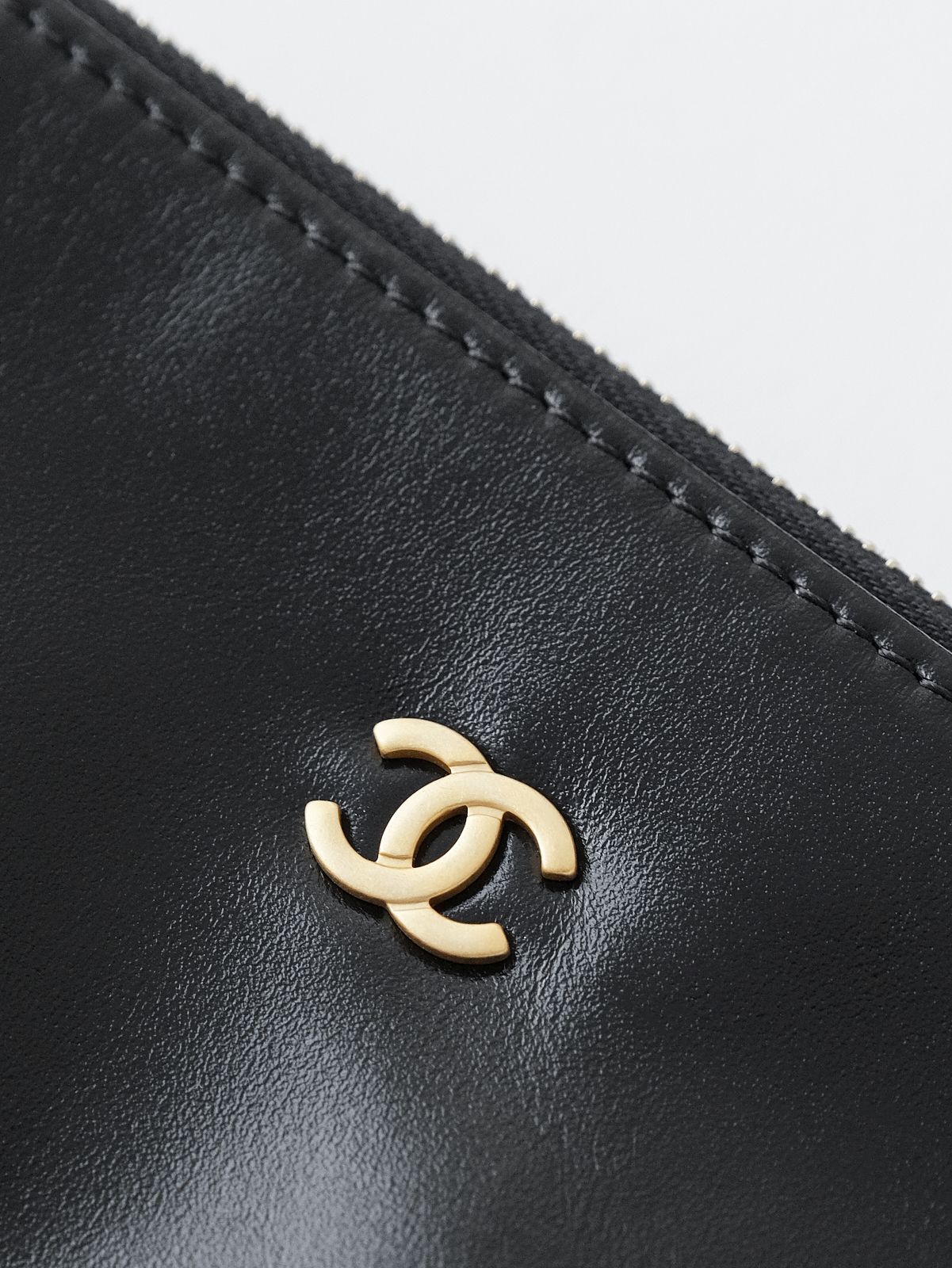 Chanel garbage bag trumpet